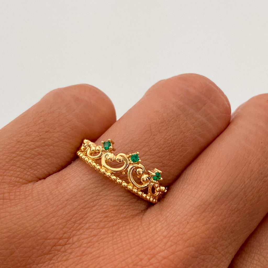 Anillo 15 Circon Verde Oro amarillo 18k / Talla 6 1/4 / 2,4 Gr