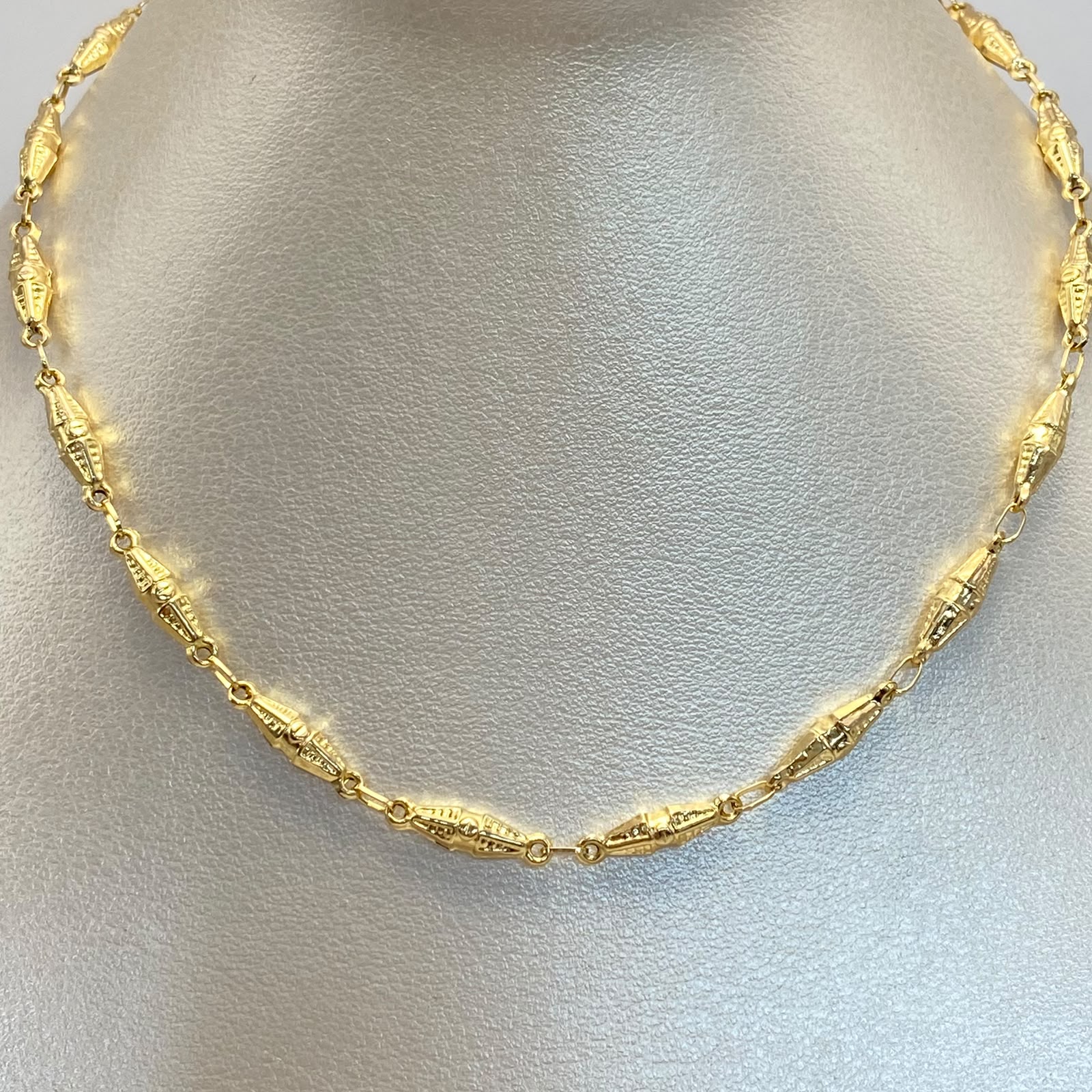 Cadena Rustica Dubai Oro amarillo 6,65 Gr / 3,6 mm / 52 Cm Broche 0,40