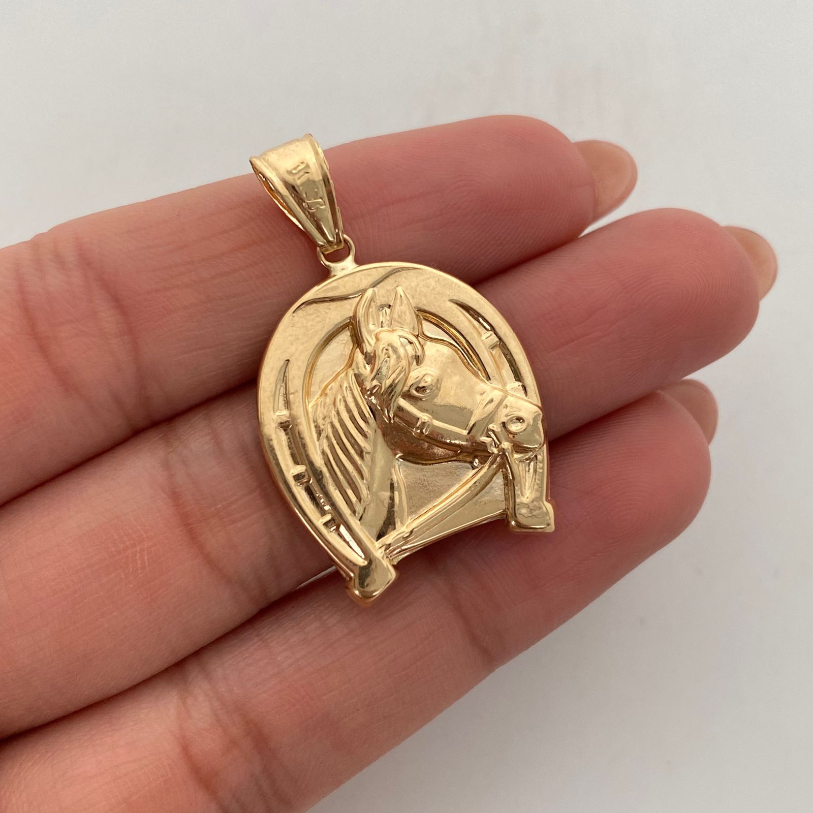 Dije Herradura Caballo Oro amarillo 18k 2,55 Gr / 22,2 mm / 3,4 Cm