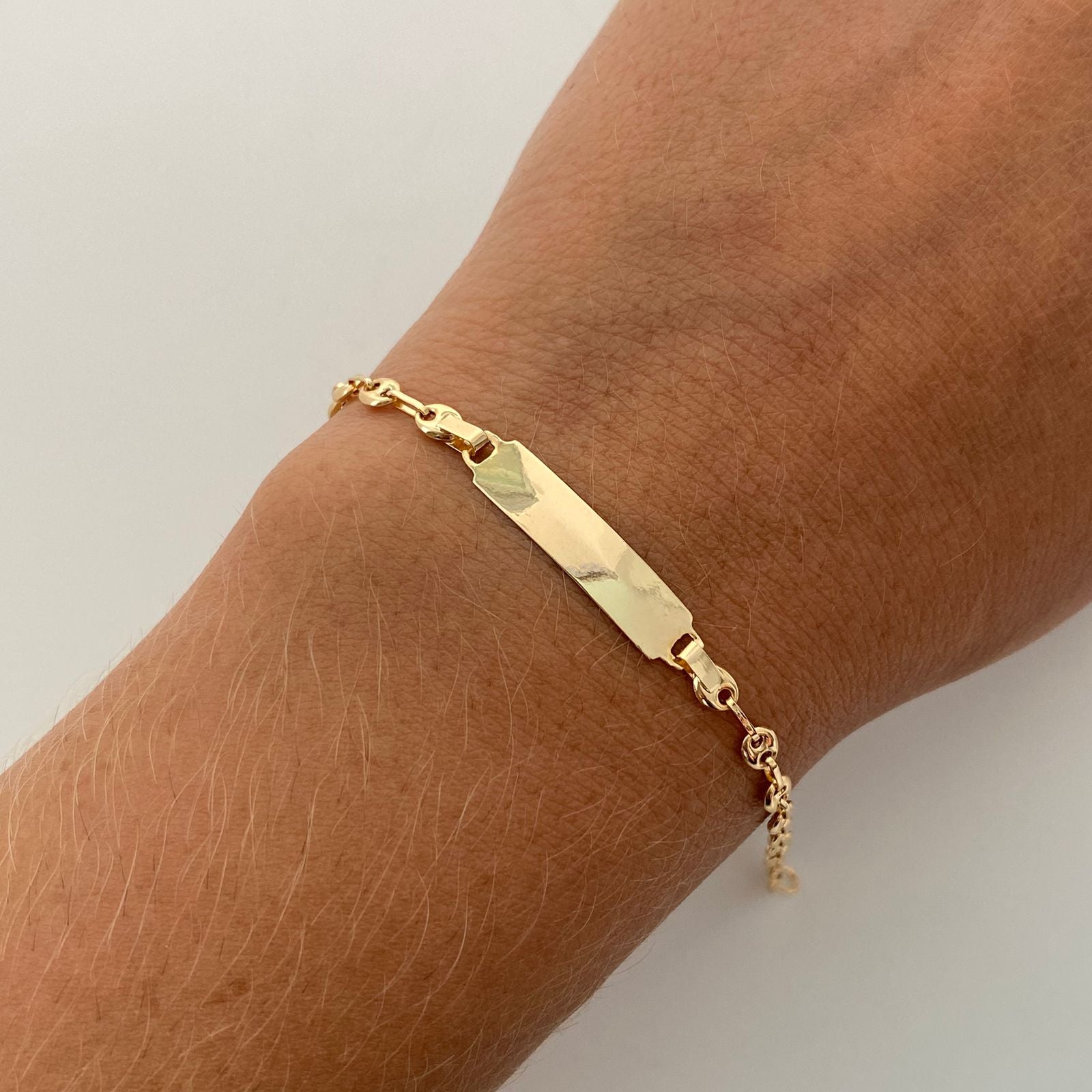 Pulso bebé Placa Rectangular Gc Oro amarillo 18k 1,95 Gr / 3,3 mm / 17 Cm Broche 0,15