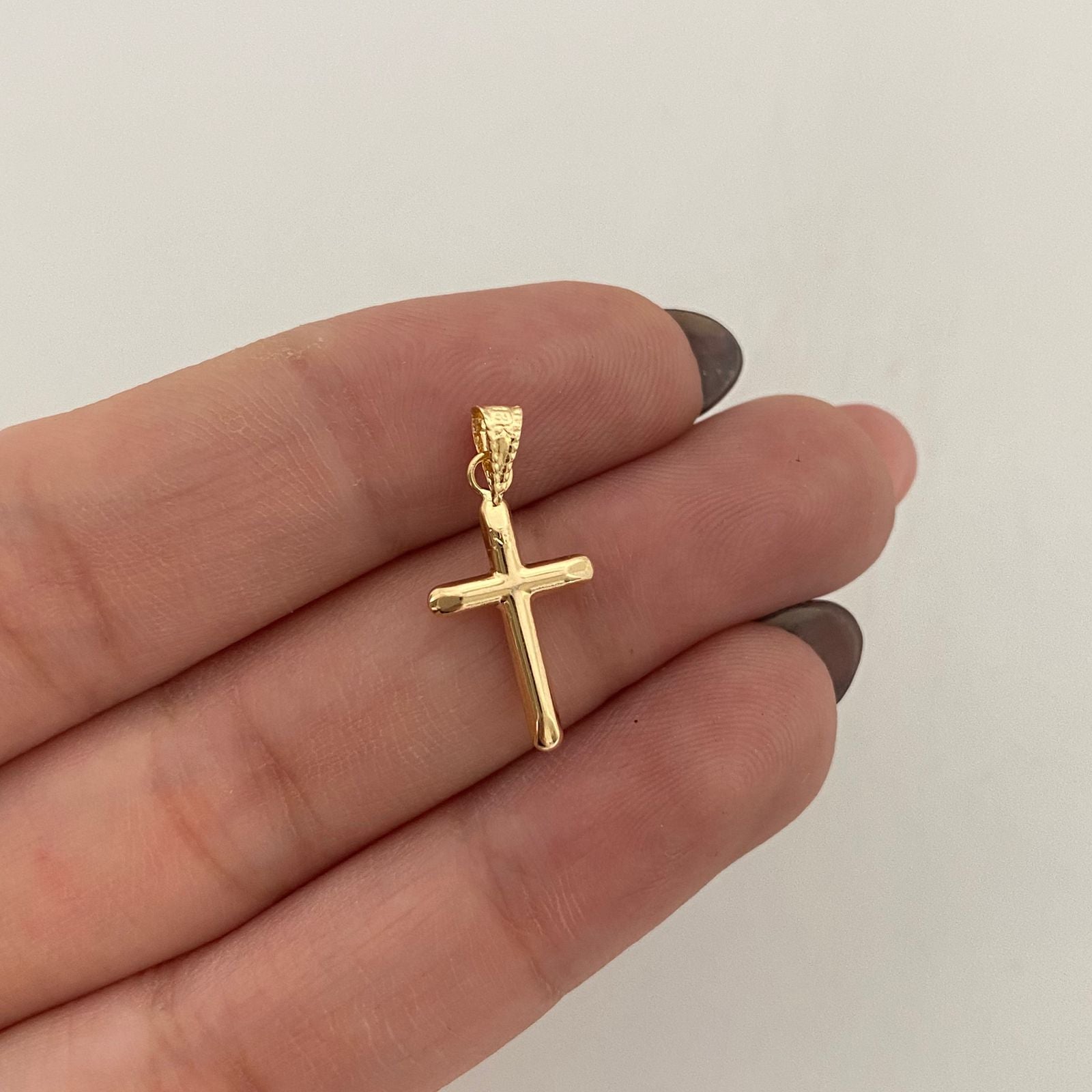 Dije cruz tubular  Oro amarillo 18k 1,15 Gr / 2,63 mm / 4,2 Cm
