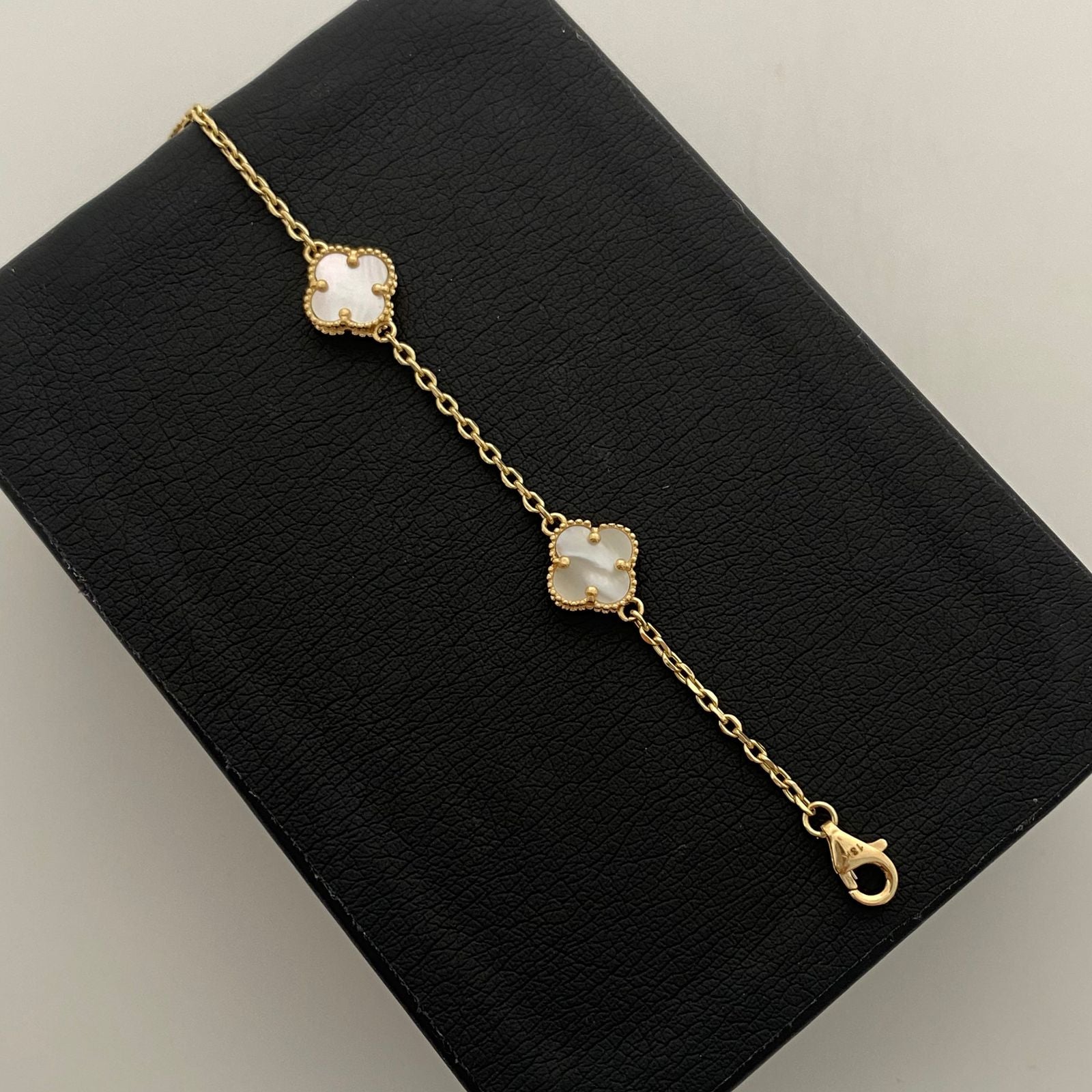 Pulso It Trebol Blanco Oro amarillo 18k +7 / 3,15 Gr / 1,6 mm / 19 Cm