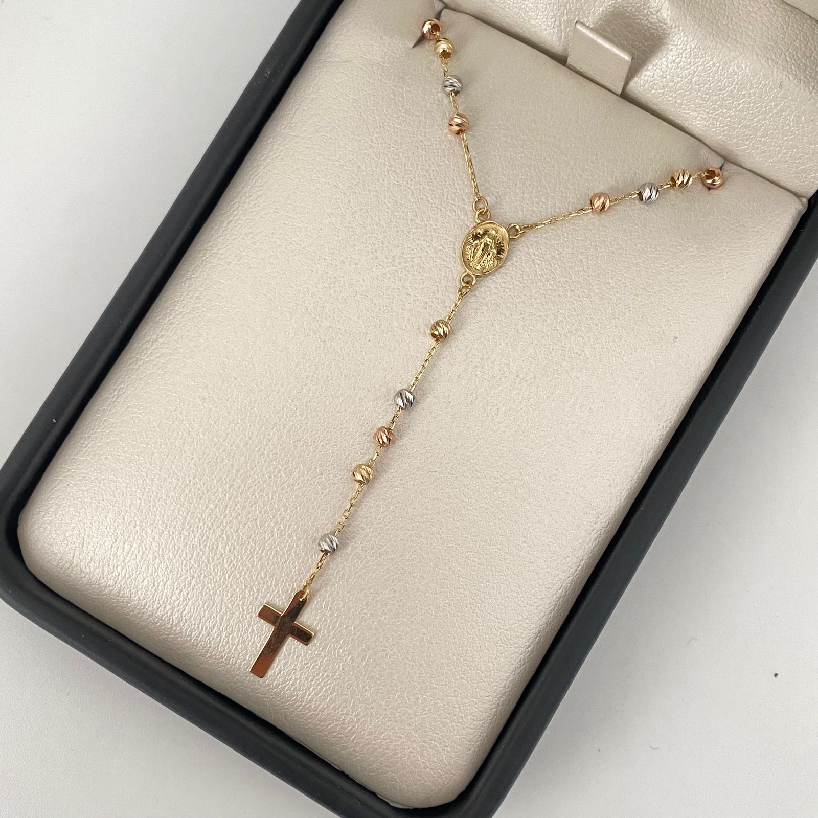Rosario It virgen milagrosa cruz lisas balines diamantados Tres oros 18k +4 / 4,65 Gr / 2,6 mm / 45 Cm