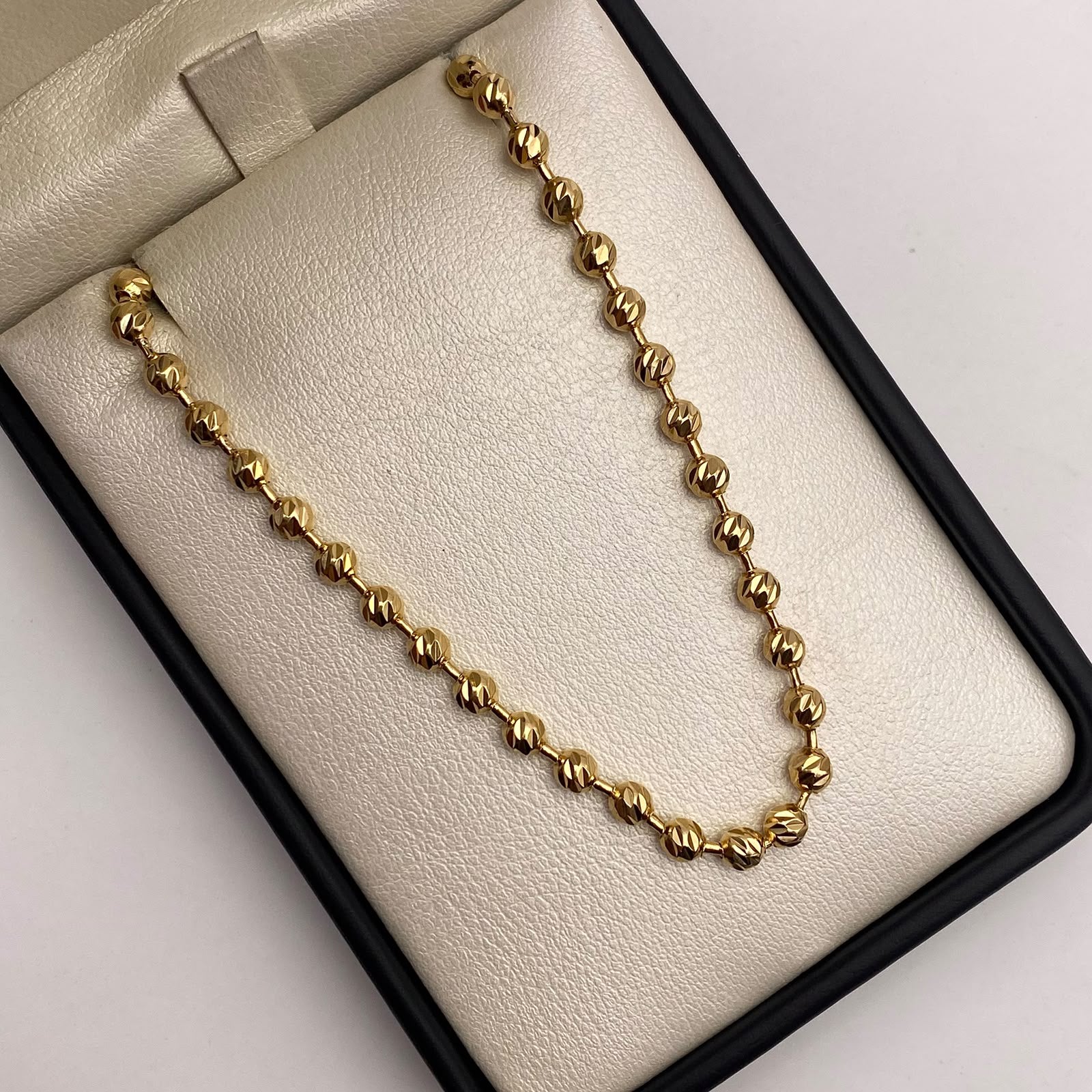 Cadena Militar diamanta  Oro amarillo 18k +2 / 23,10 Gr / 3,7 mm / 61 Cm Broche 0,60
