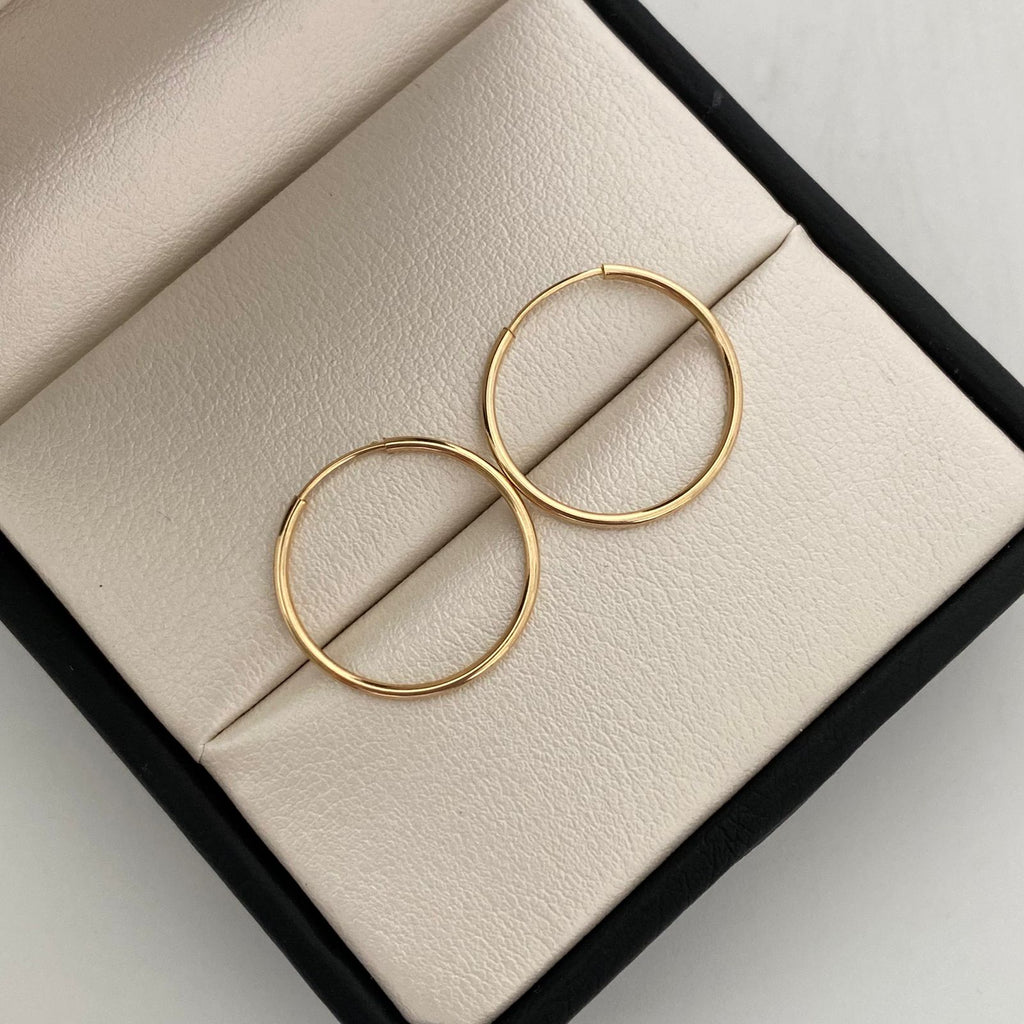 Candonga Imperdible Lisa Oro amarillo 18k 1 Gr / 2 Cm