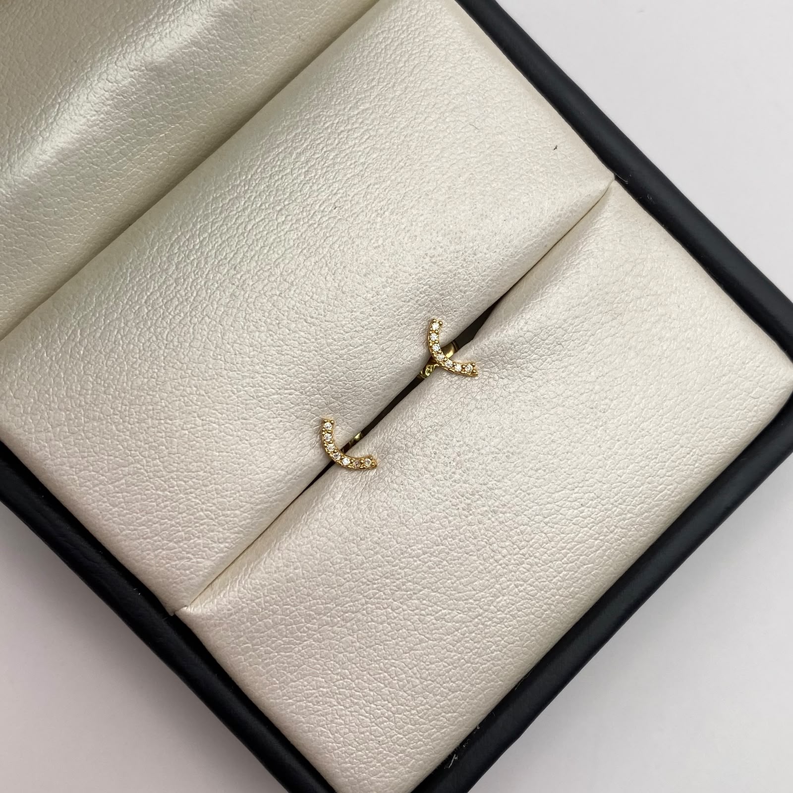 Topos Fila de circones Oro amarillo 18k 0,5 Gr / 3,0 mm