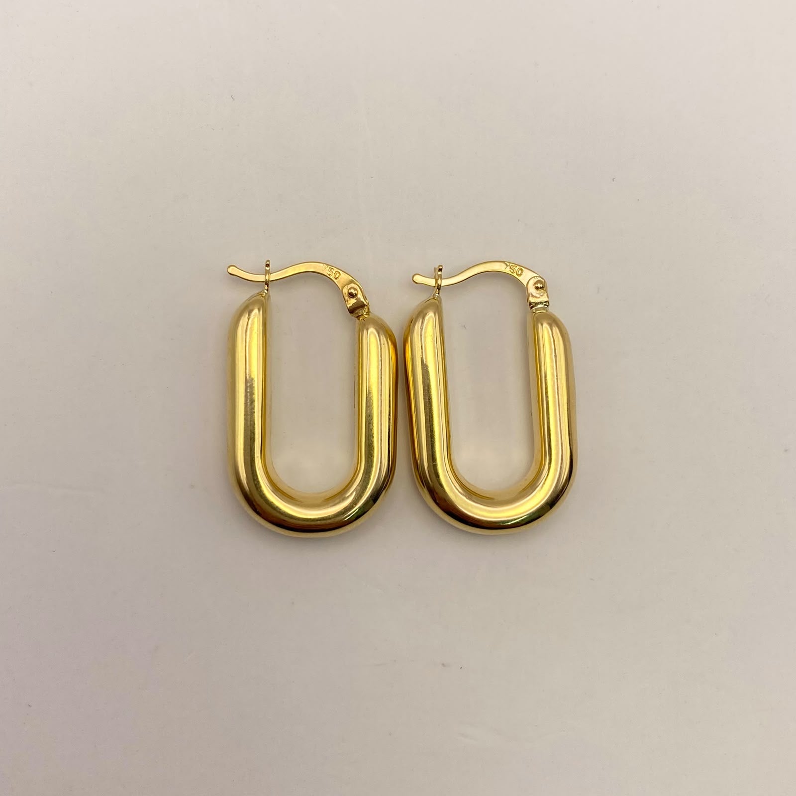 Candonga It inflada (joya) Oro amarillo 18k 3,52 Gr / 2,5 Cm