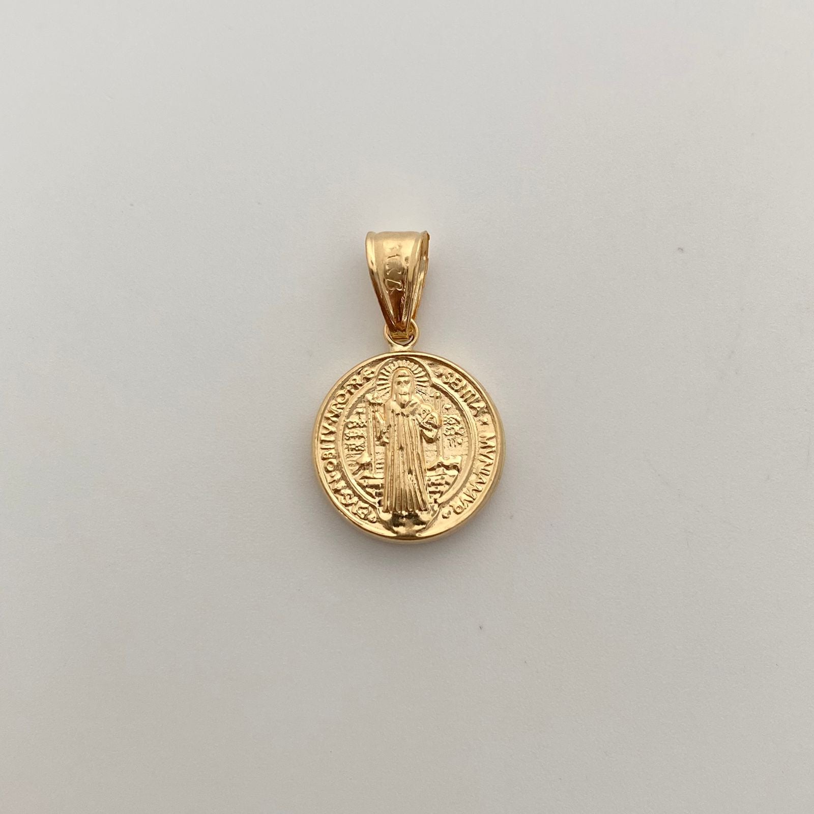 Dije San Benito Oro amarillo 18k 1,25 Gr / 16,1 mm / 2,5 Cm