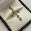 Dije Cruz circones multicolor y blancos Oro amarillo 18k 1,95 Gr / 16,4 mm / 3,1 Cm