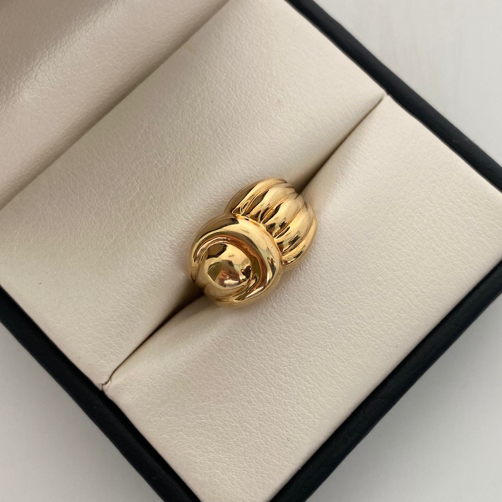 Anillo Unido Oro amarillo 18k / Talla 8 / 2 Gr / 5,5 mm