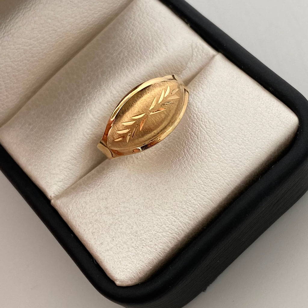 Anillo Troquel espiga Diamantada Oro amarillo 18k / Talla 8 3/4 / 1,6 Gr / 3,1 mm
