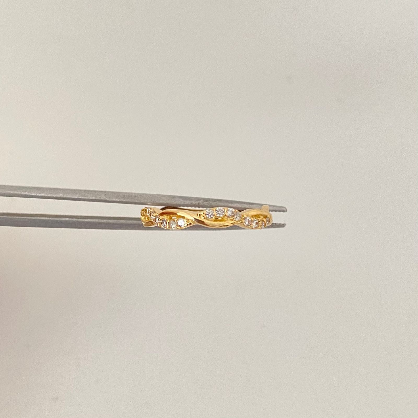 Anillo trenzado casting liso Oro amarillo 18k / Talla 5 3/4 / 1,75 Gr