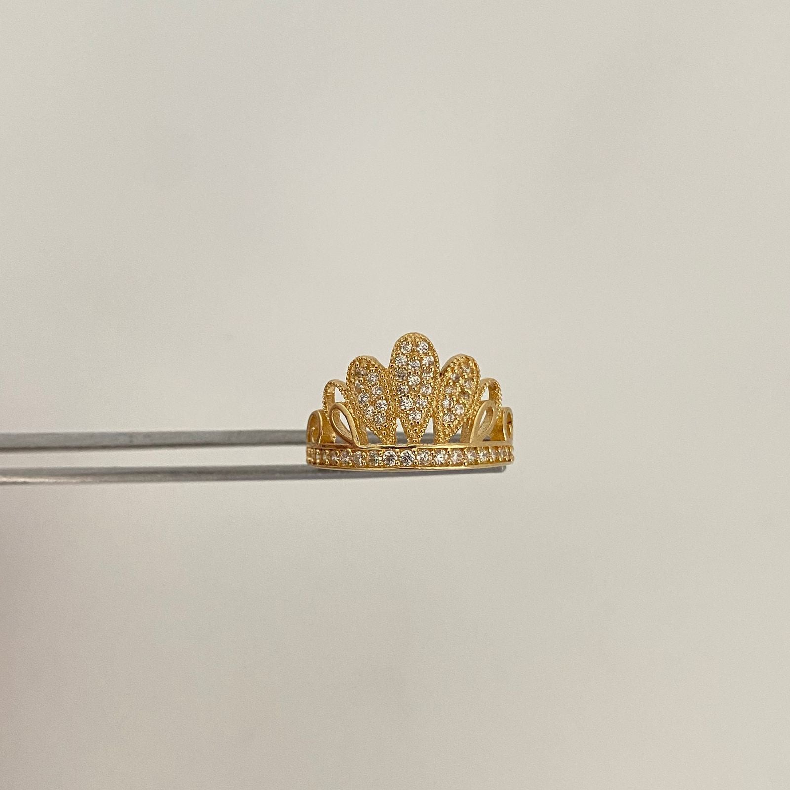 Anillo 15 tiara circones Oro amarillo 18k / Talla 5 1/2 / 2,8 Gr