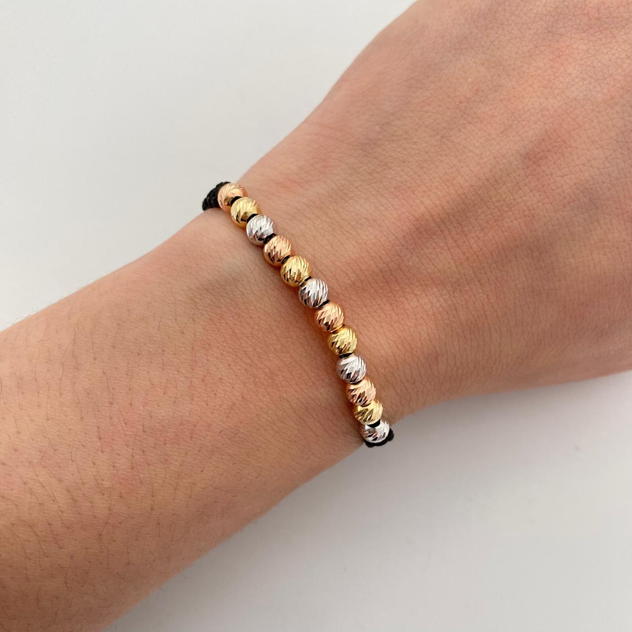 Pulsera tejida con balines diamantados 5mm Tres oros 18k 1,8 Gr