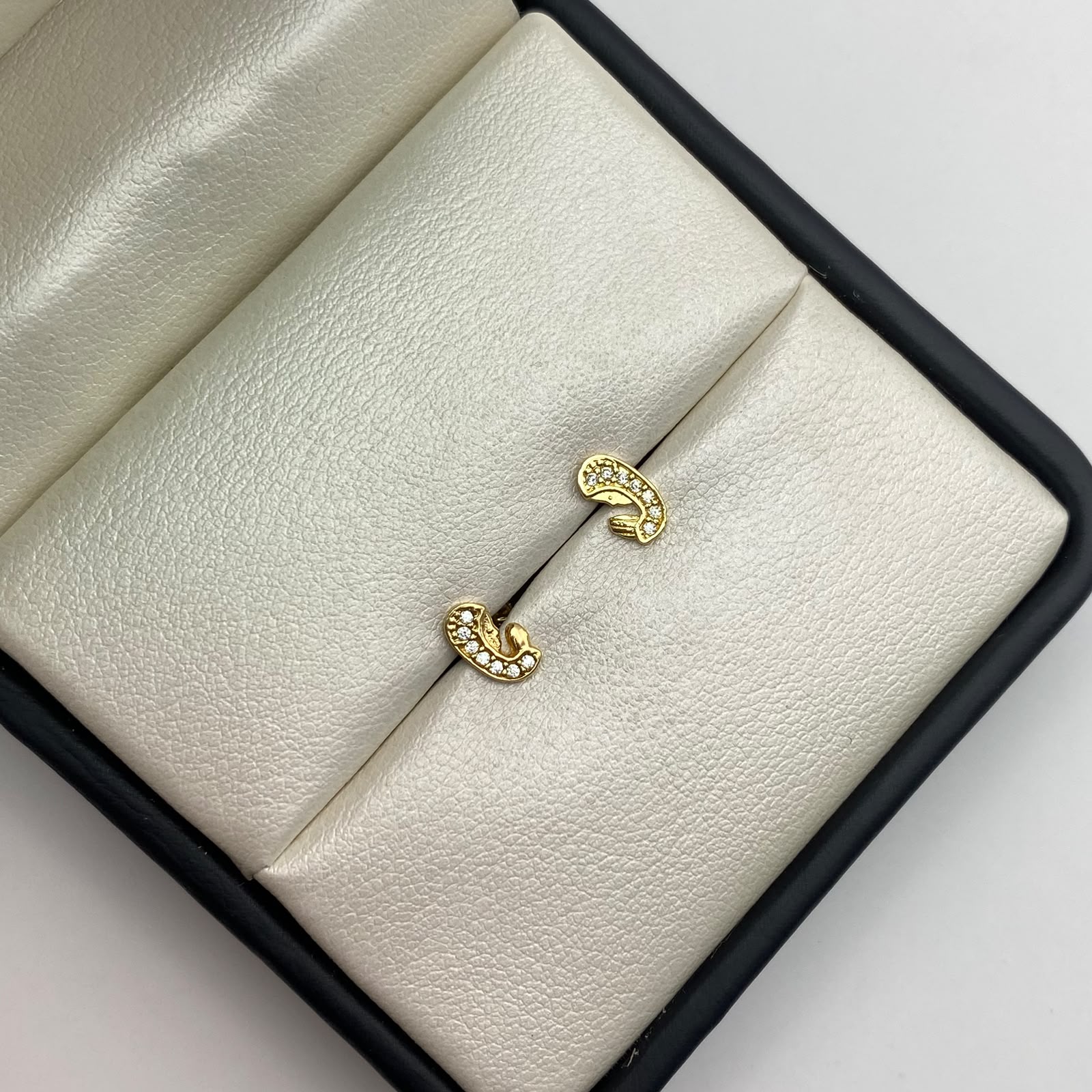 Topos virgen niña Maria Oro amarillo 18k 0,9 Gr / 4,48 mm