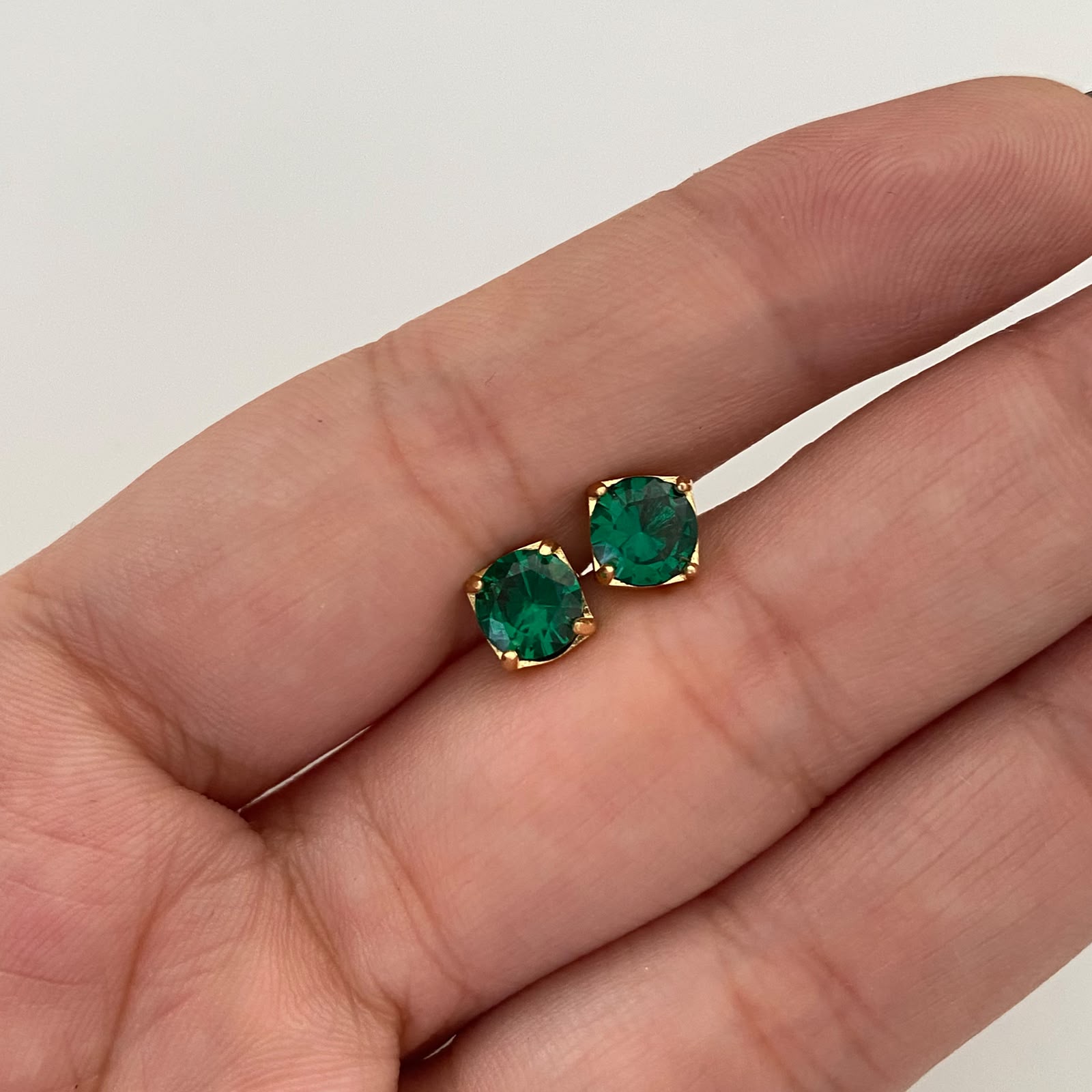 Topos Circon Verde Oro amarillo 18k 1,35 Gr / 6,2 mm