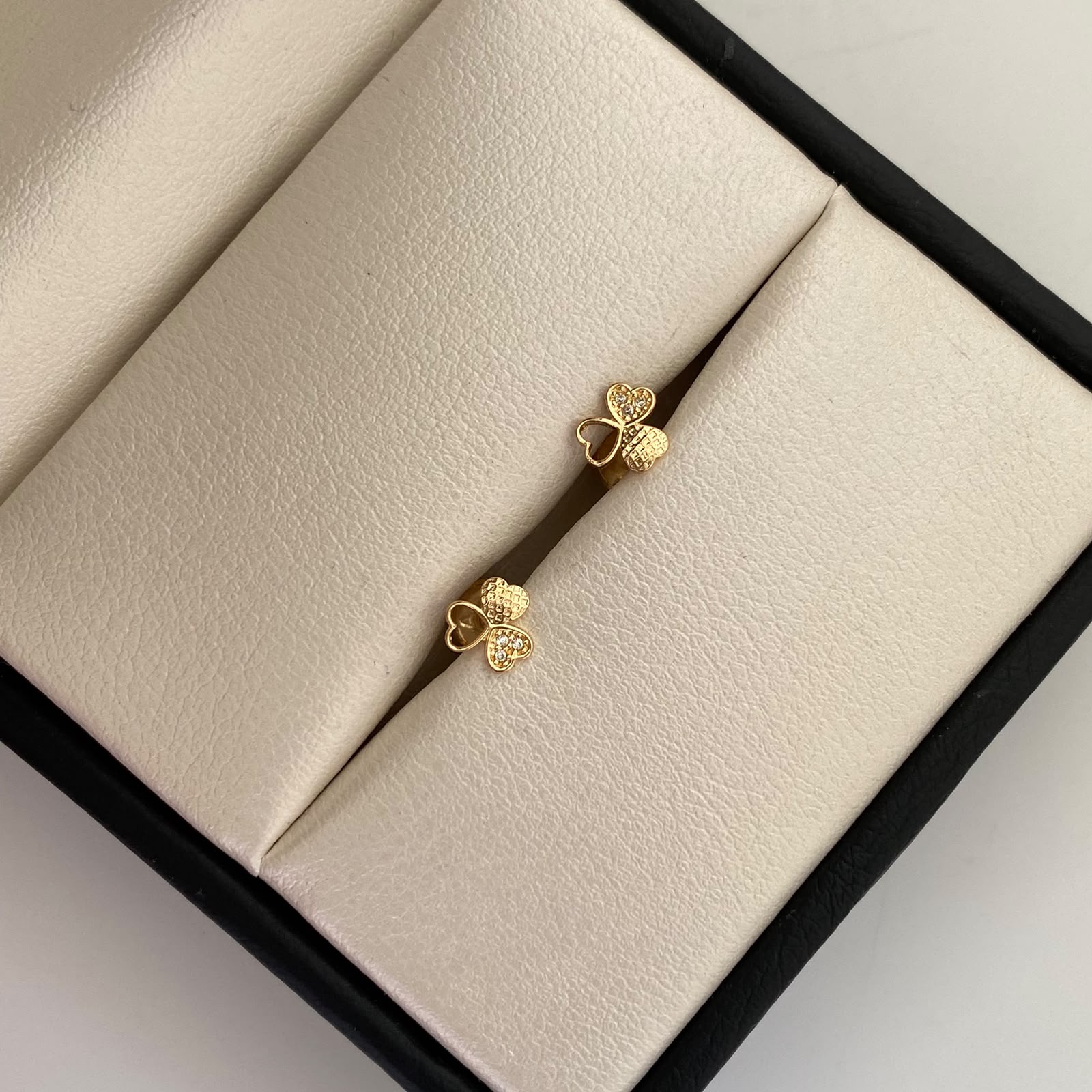 Topos Trebol Casting Oro amarillo 18k 0,8 Gr / 6,4 mm