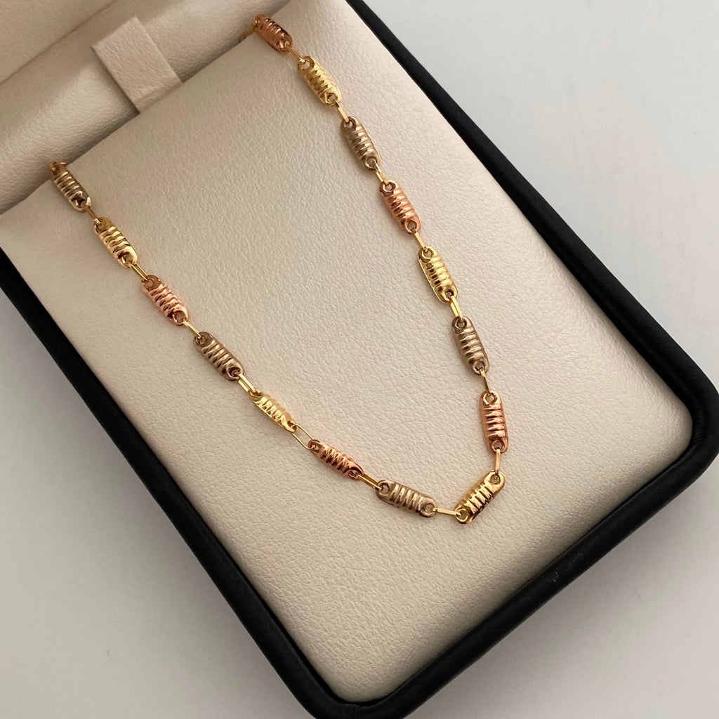 Cadena Rustica Tres oros 18k 5,75 Gr / 3,3 mm / 60 Cm Broche 0,40