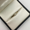 Anillo mini cruz circones Oro amarillo / Talla 8 / 0,8 Gr