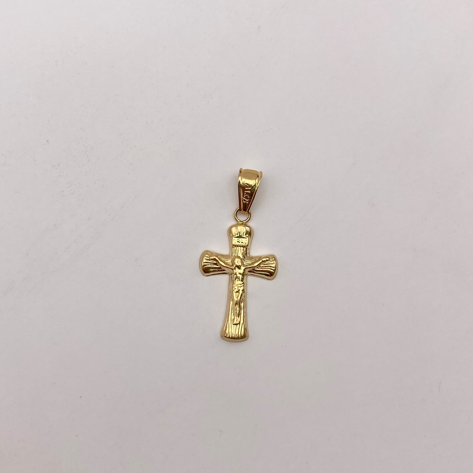 Dije cruz cristo Oro amarillo 18k 0,75 Gr / 13,4 mm / 3,5 Cm