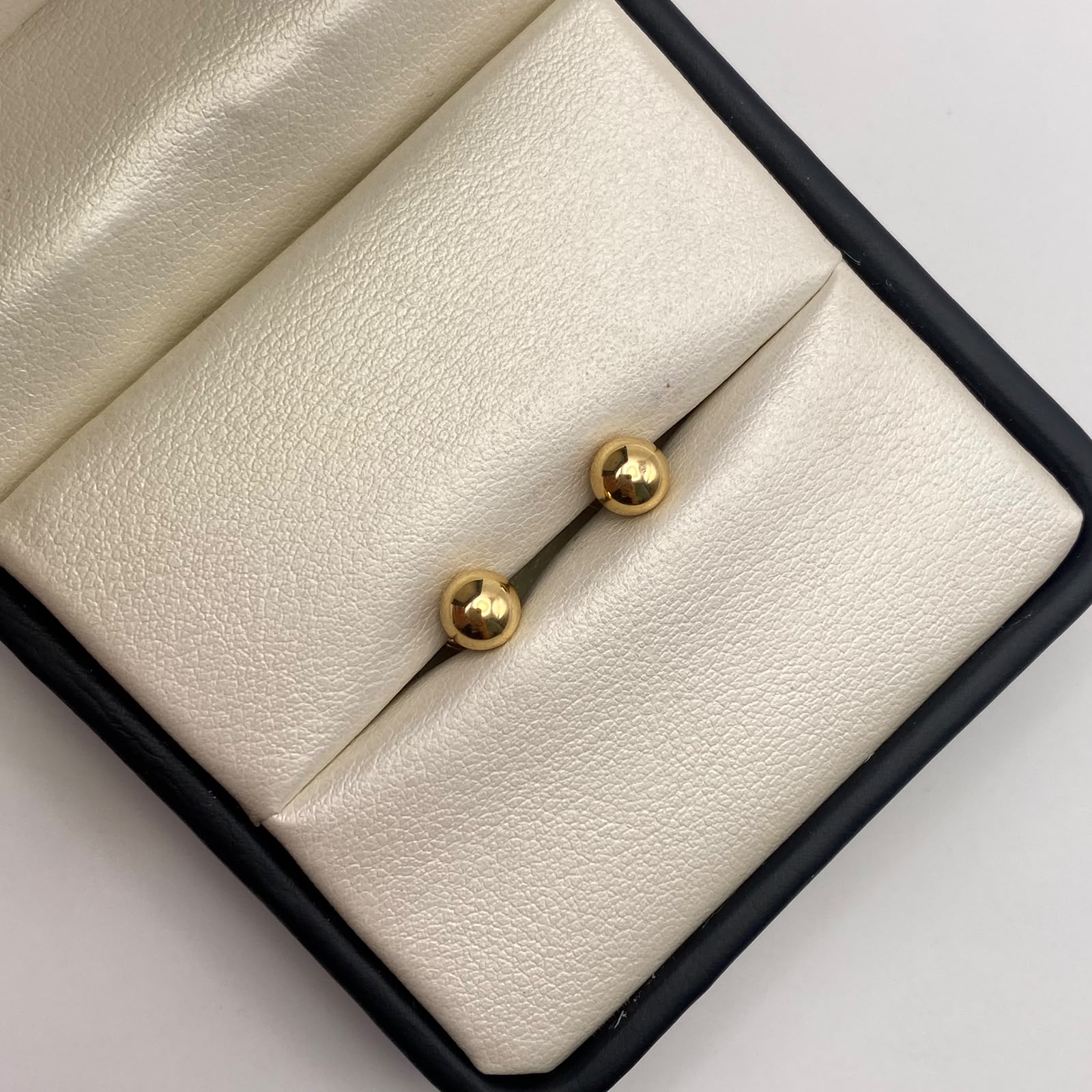 Topos bola lisa 5mm Oro amarillo 18k 0,55 Gr