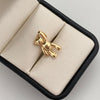 Dije oso mano alzada  Oro amarillo 18k 1,35 Gr / 11,1 mm / 1,5 Cm