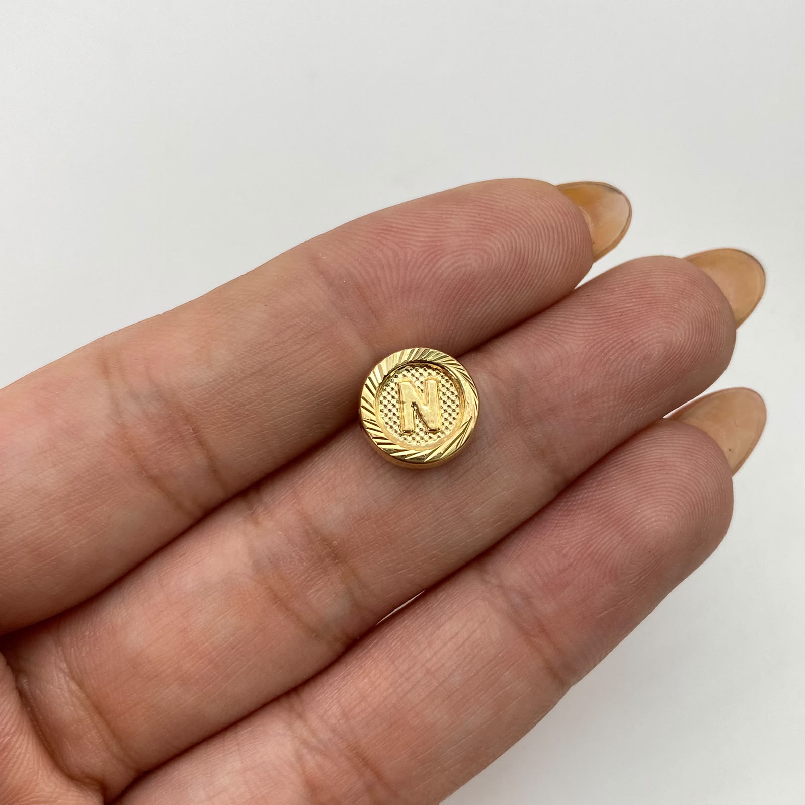 Herraje tambor letra N Oro amarillo 0,55 Gr / 1 Cm