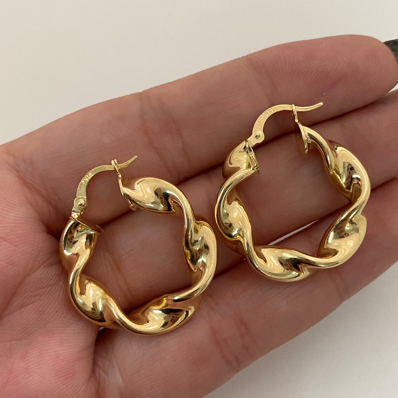Candonga Entorchada Oro amarillo 18k 4,95 Gr / 3 Cm