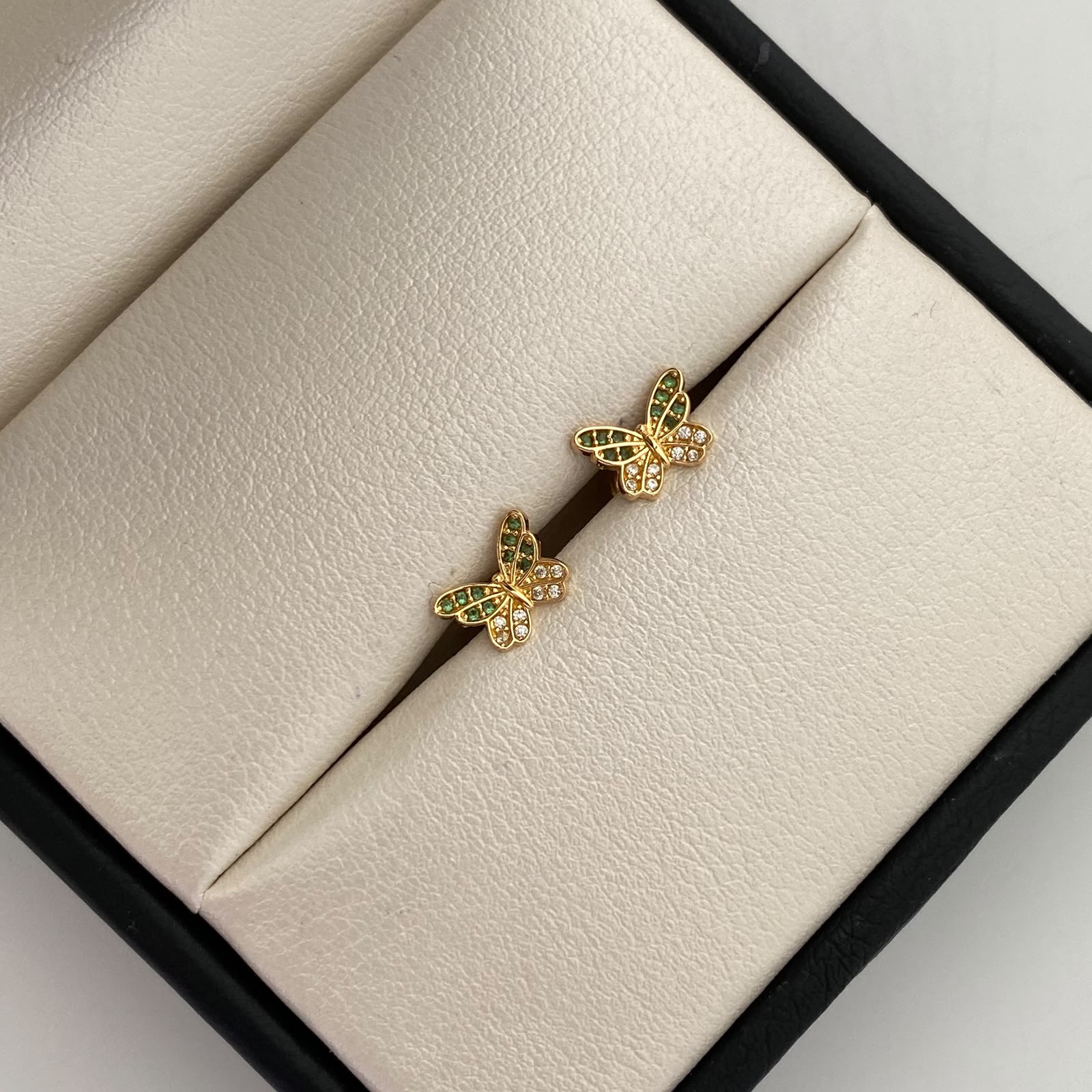 Topos Mariposa Casting Verde y Blanco Oro amarillo 18k 1 Gr / 8,4 mm