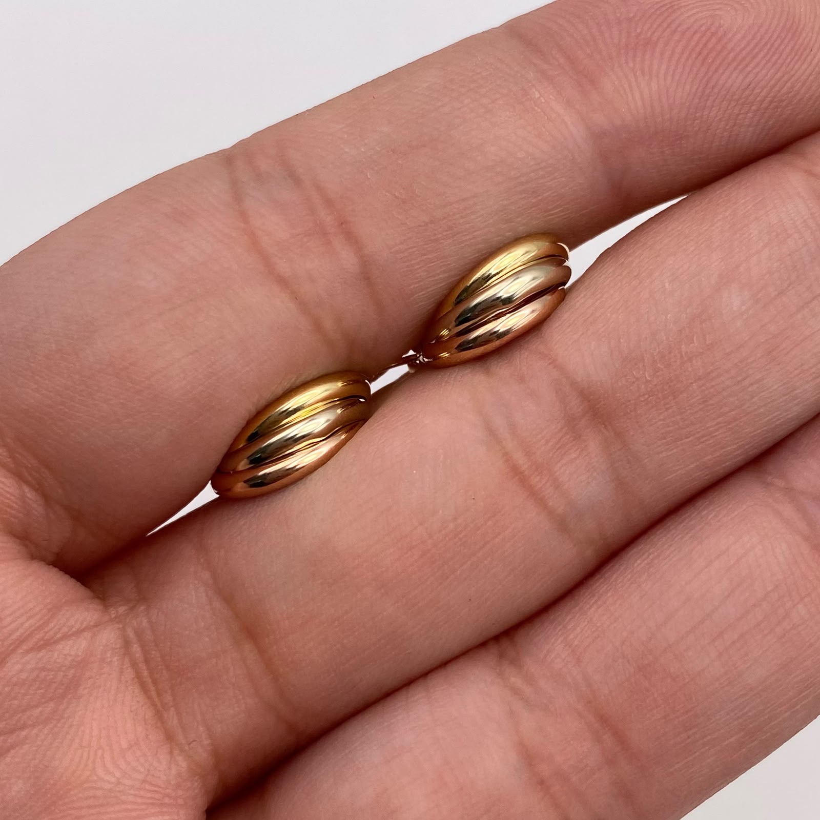 Candonga lisa Tres oros 18k 1,41 Gr / 1,3 Cm