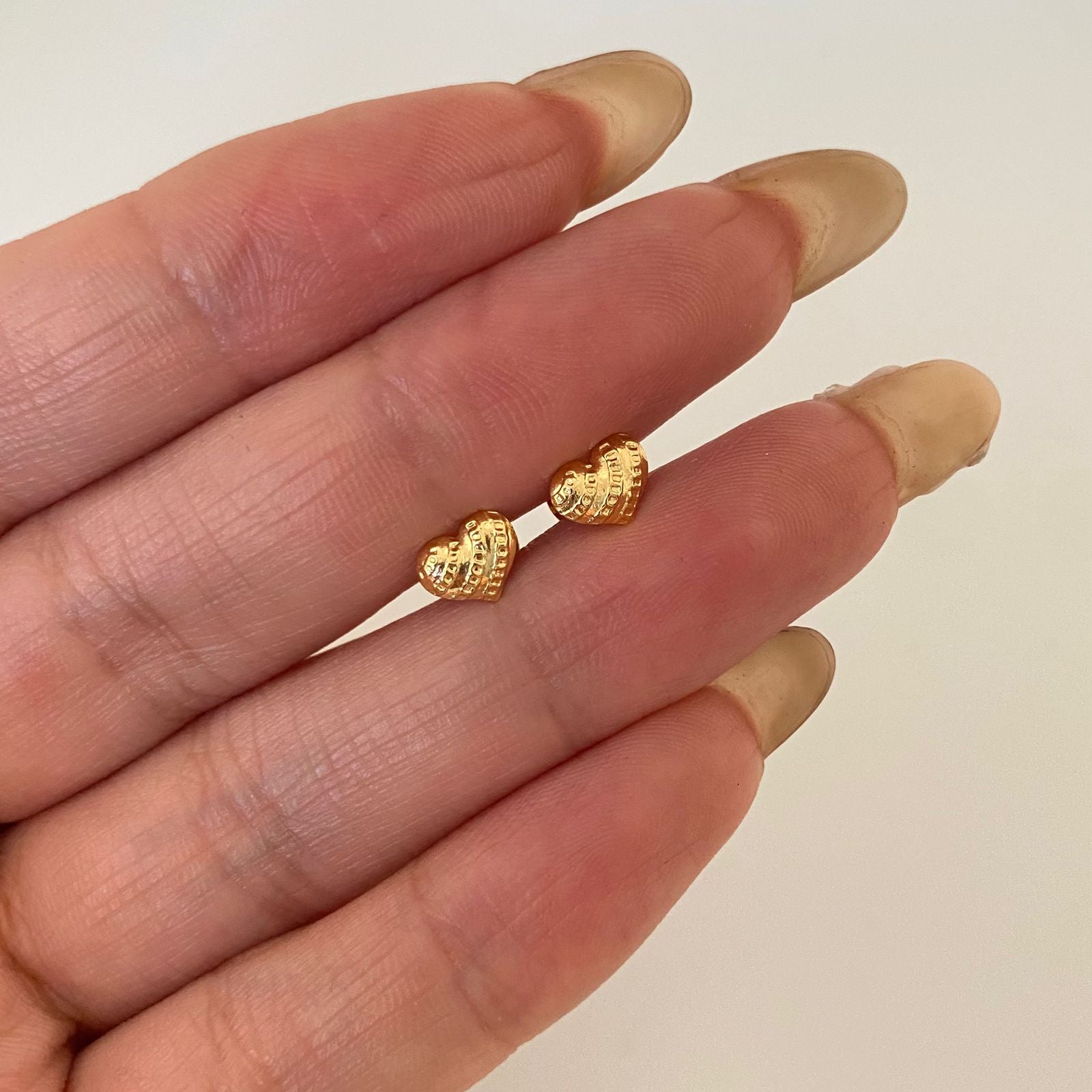 Topos corazon grabado  Oro amarillo 18k 0,6 Gr / 6,6 mm