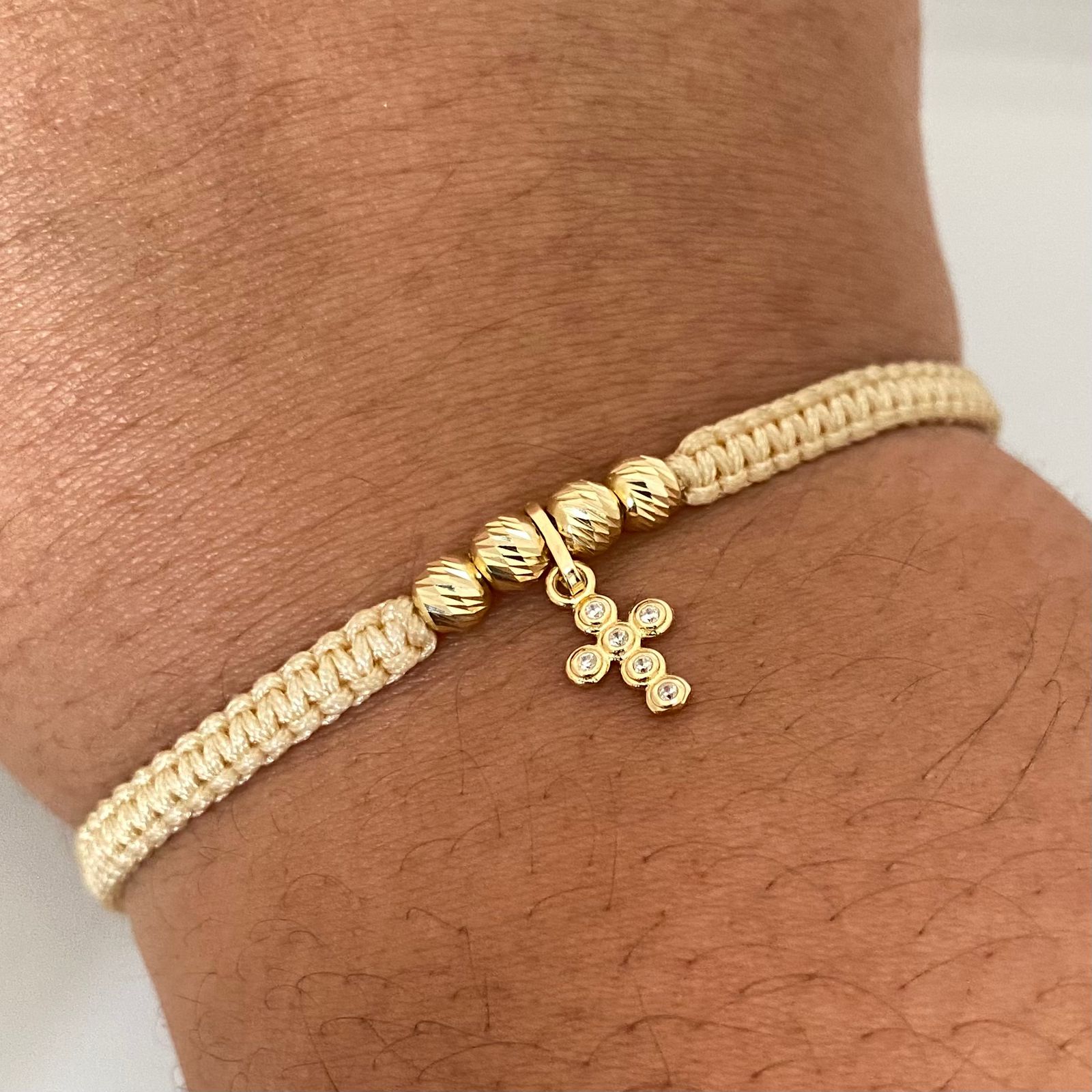 Pulsera tejida dije cruz bolitas circones balines diamantados #4 Oro amarillo 18k 0,7 Gr