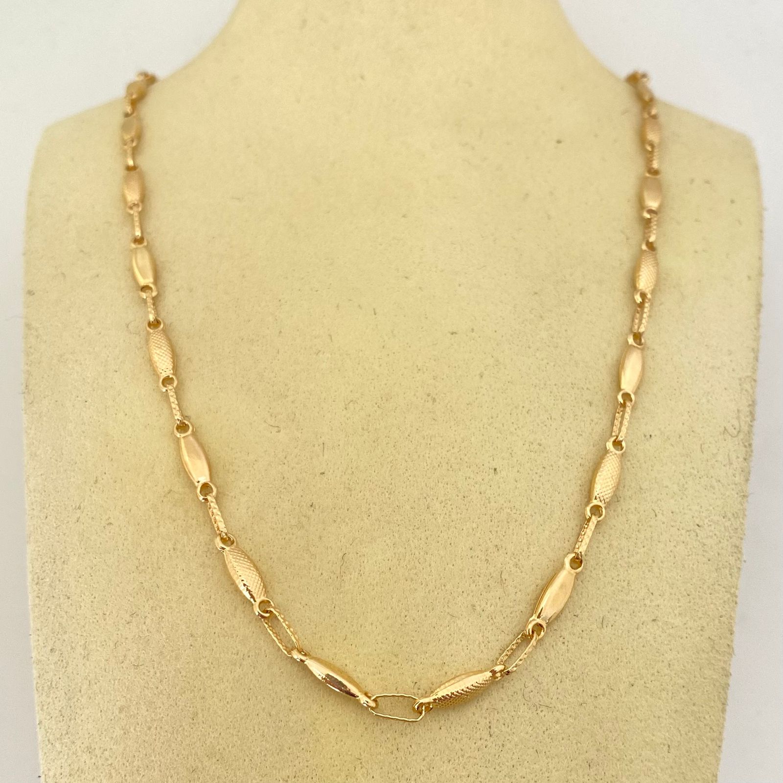 Cadena rustica barriles lisos y diamantados Oro amarillo 18k 9,65 Gr / 3,4 mm / 61 Cm Broche 0,60