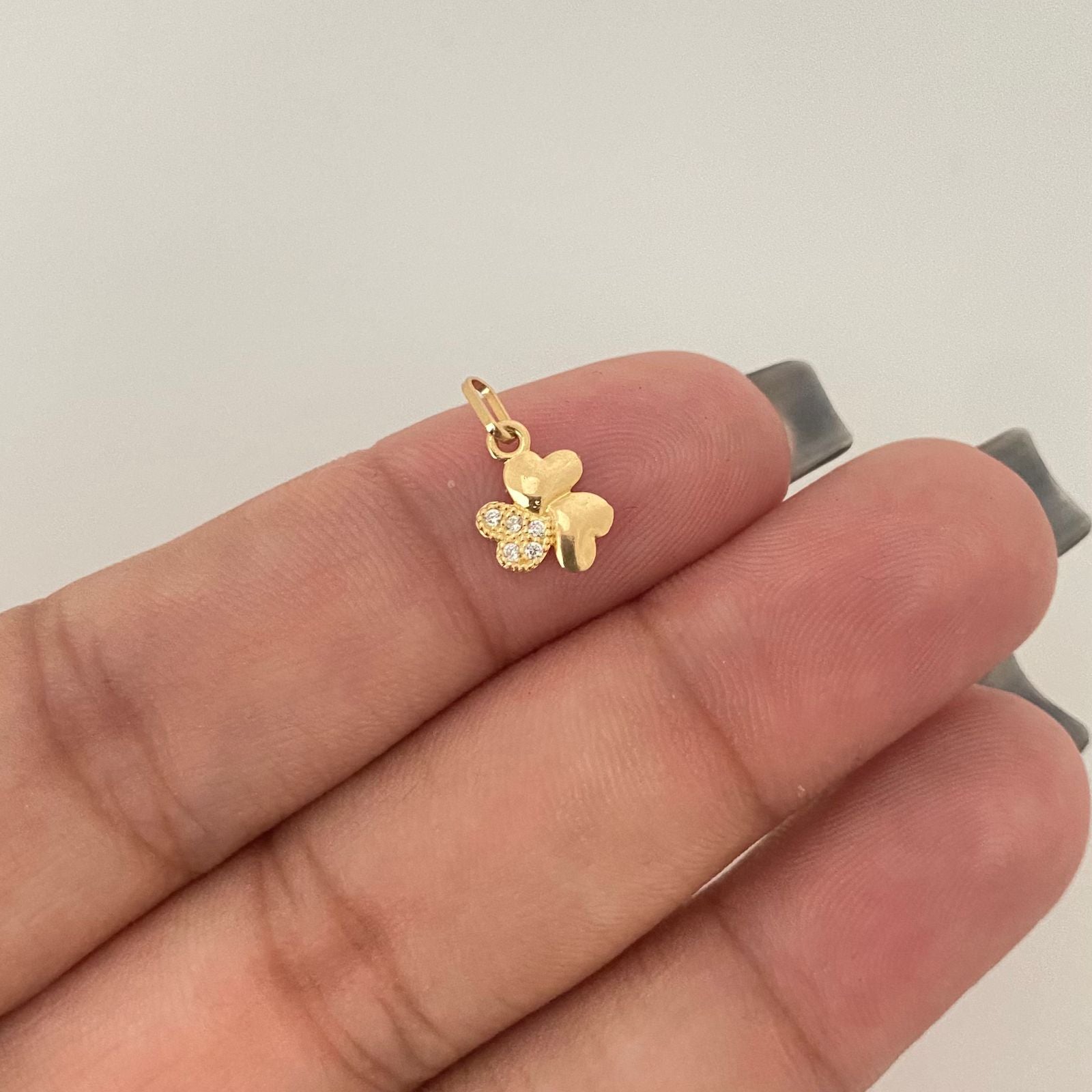 Dije trio corazones mitad liso y casting Oro amarillo 18k 0,50 Gr / 1,3 Cm