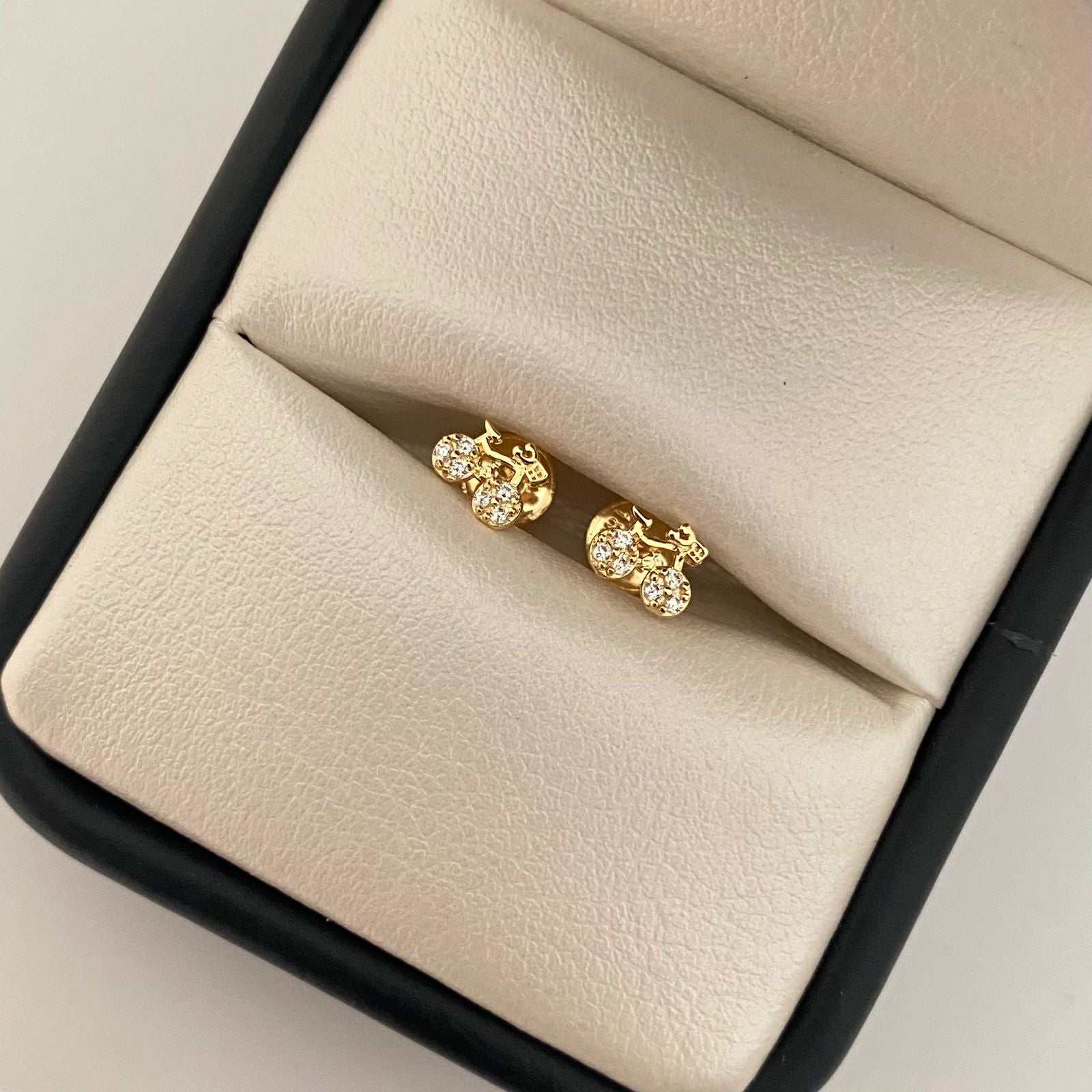 Topos bicicleta circones blancos Oro amarillo 18k 0,65 Gr / 5,9 mm