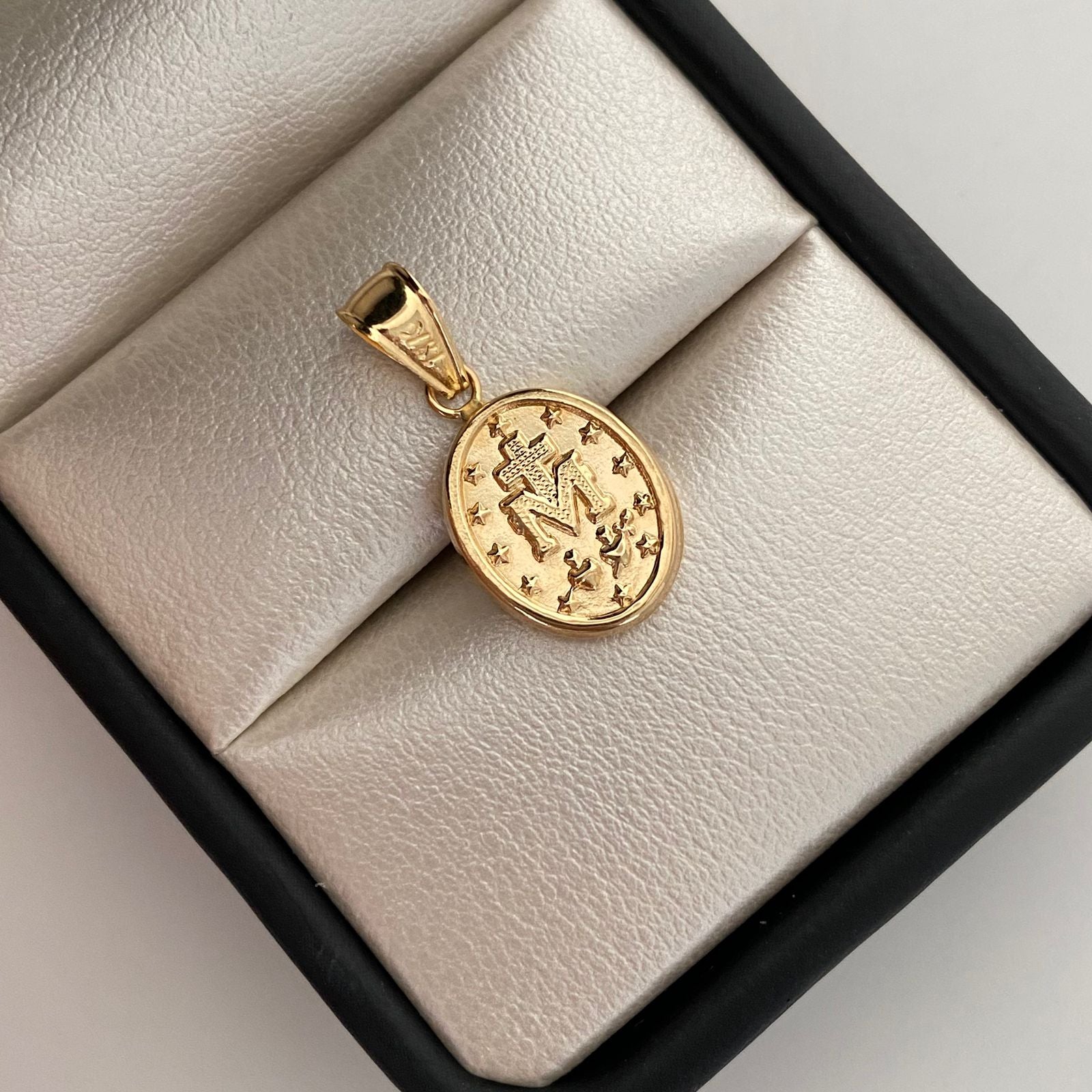 Dije Virgen Milagrosa Oro amarillo 18k 0,9 Gr / 11,5 mm / 2,3 Cm