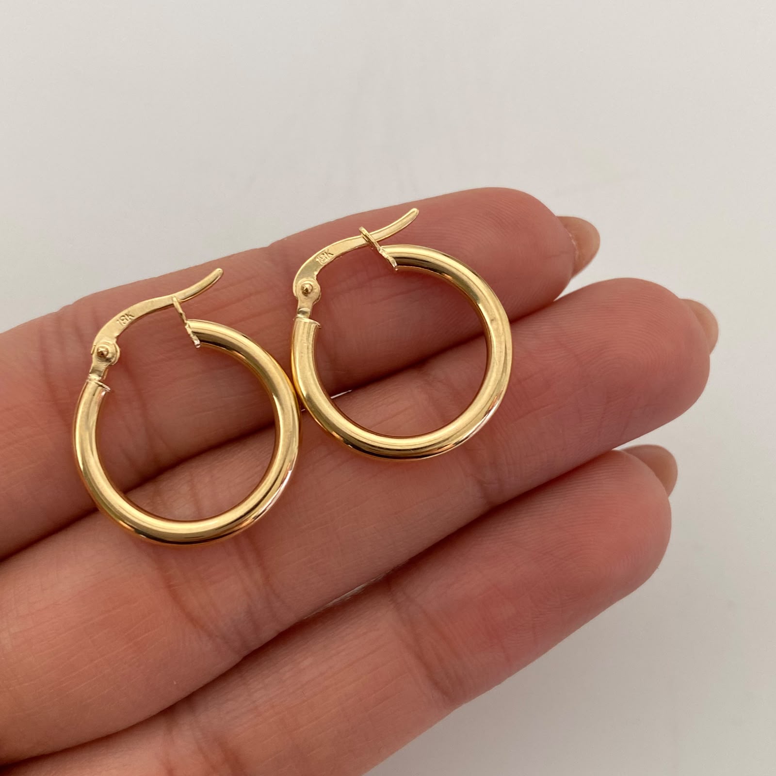 Candonga Lisas Oro amarillo 18k 1,75 Gr / 2,1 Cm