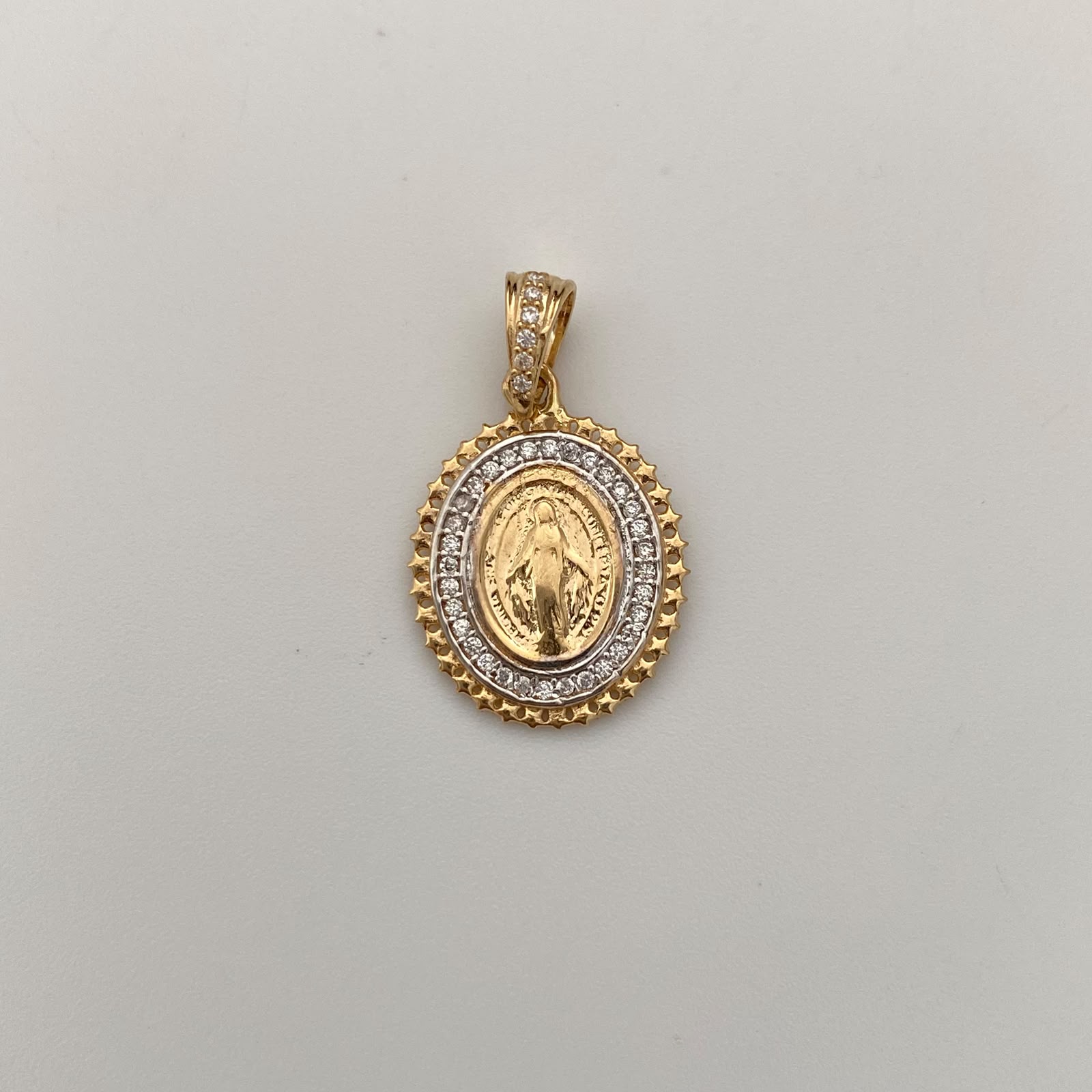 Dije Redondo Casting Blanco Virgen Milagrosa Oro amarillo y Oro blanco 18k 2,4 Gr / 15,9 mm / 2,6 Cm