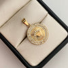 Dije corona rx con circon blanco  Oro amarillo 18k 3,35 Gr / 18,5 mm / 2,3 Cm