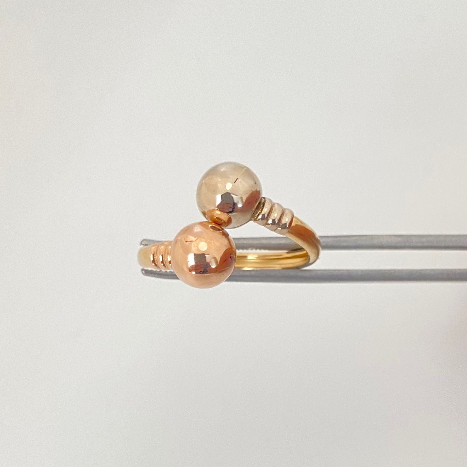 Anillo tu y yo Tres oros 18k / Talla 7 3/4 / 2,25 Gr