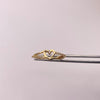 Anillo corazón lineas circones blancos Oro amarillo 18k / Talla 8 / 1,48 Gr / 1,5 mm