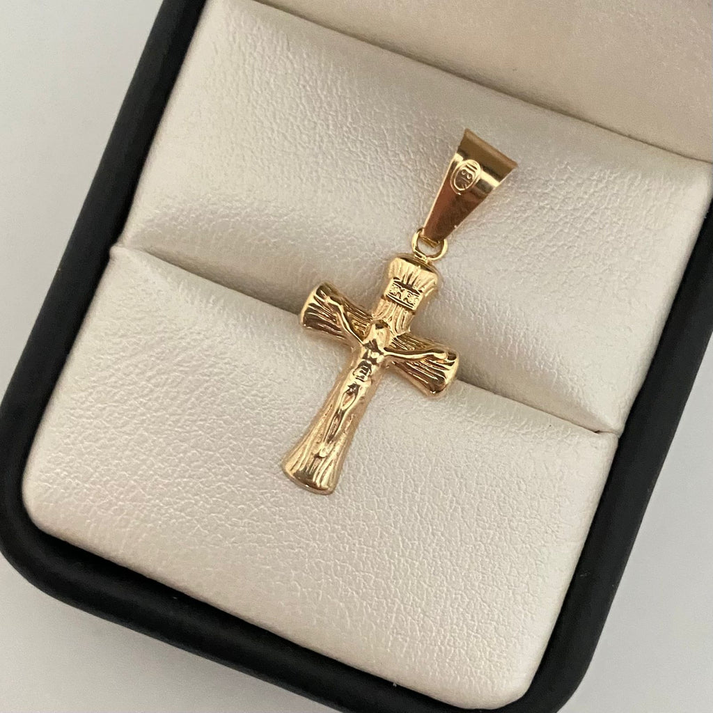 Dije cruz cristo diamantado Oro amarillo 18k 0,9 Gr / 3 Cm