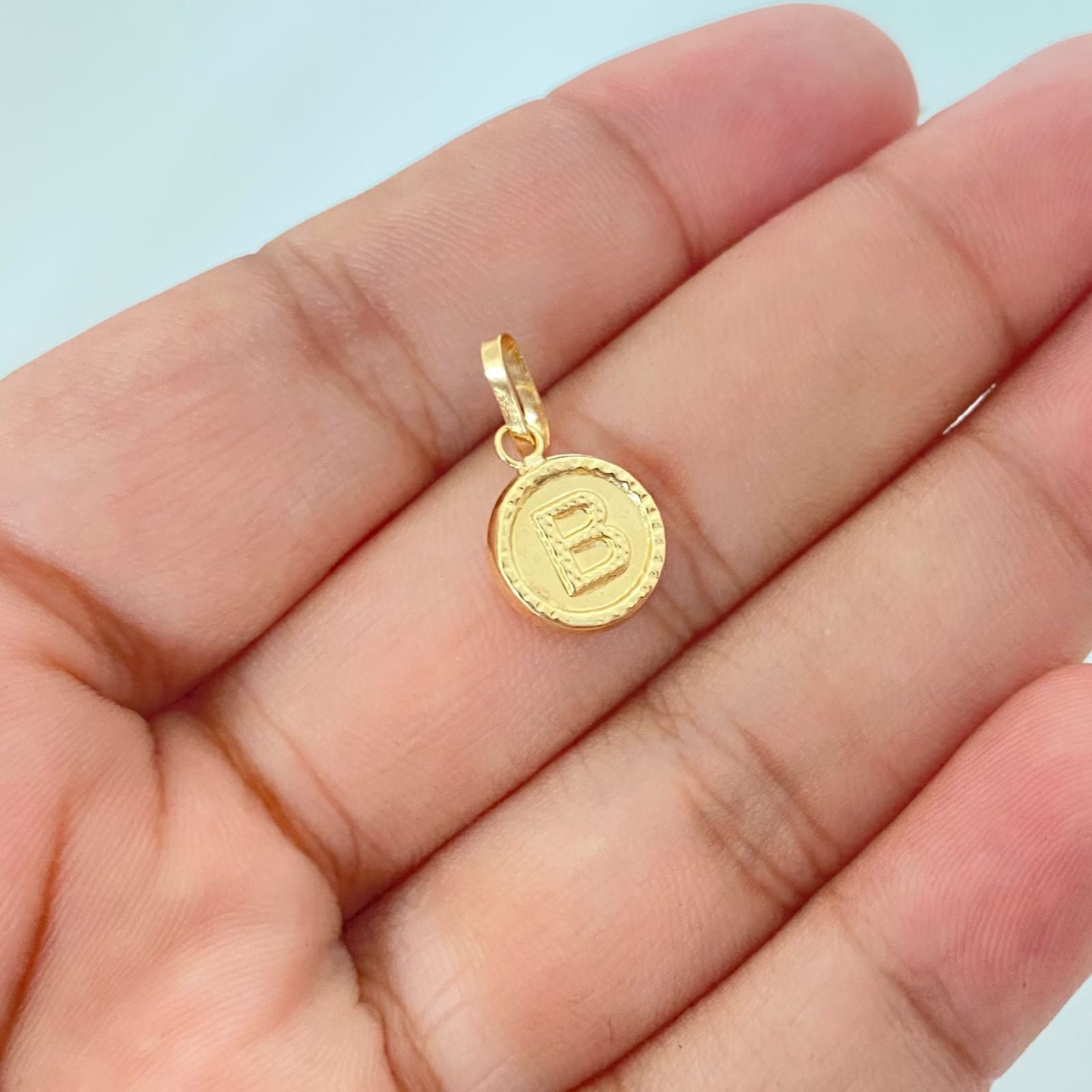 Dije letra B Oro amarillo 18k 0,75 Gr / 2,0 Cm