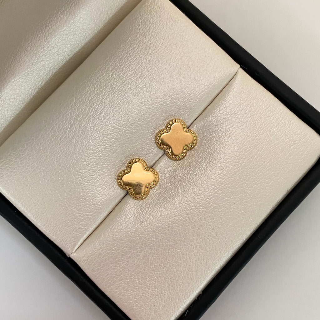 Topos Trebol Borde Oro amarillo 18k 0,65 Gr / 8,6 mm