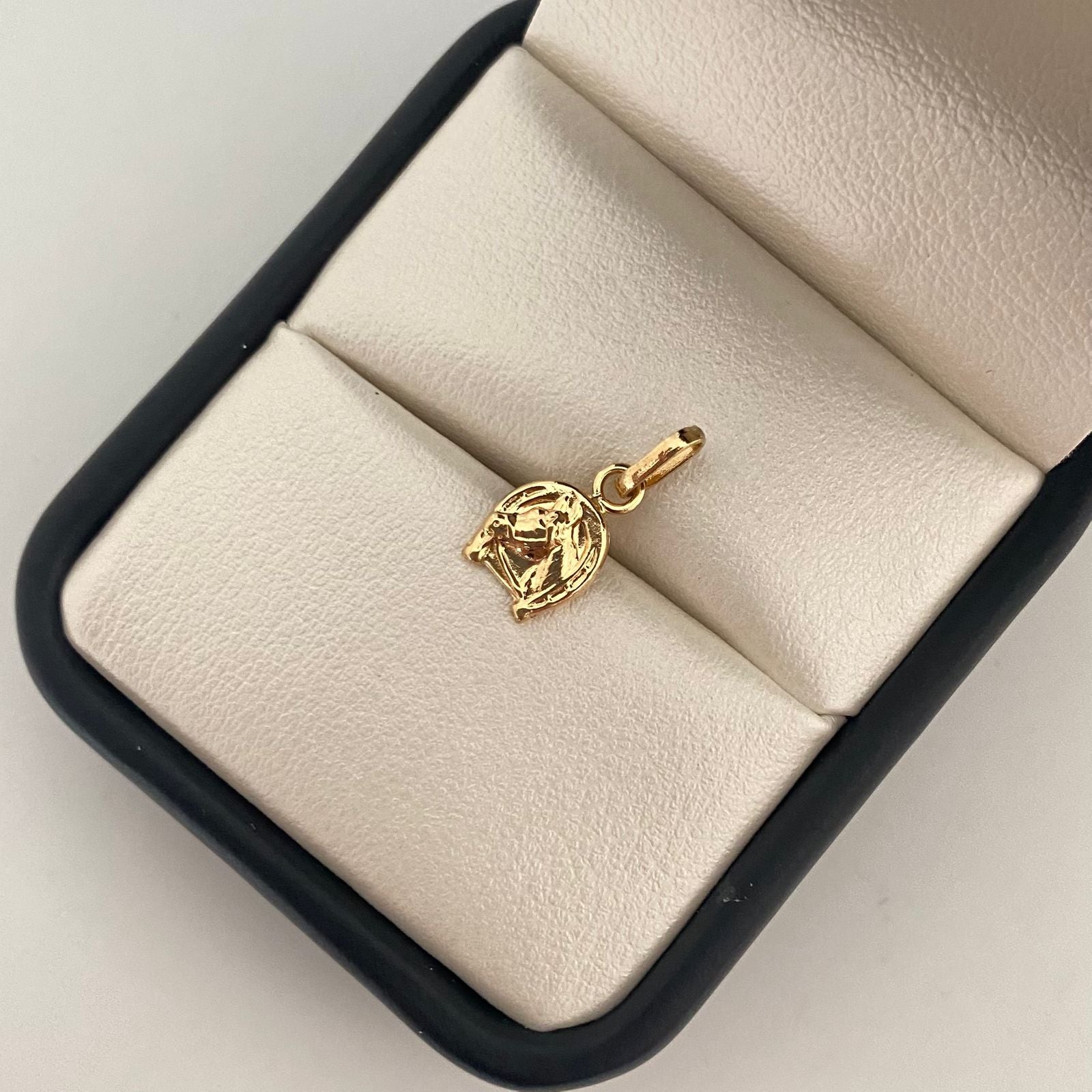 Dije herradura de caballo Oro amarillo 18k 0,5 Gr / 1,6 Cm