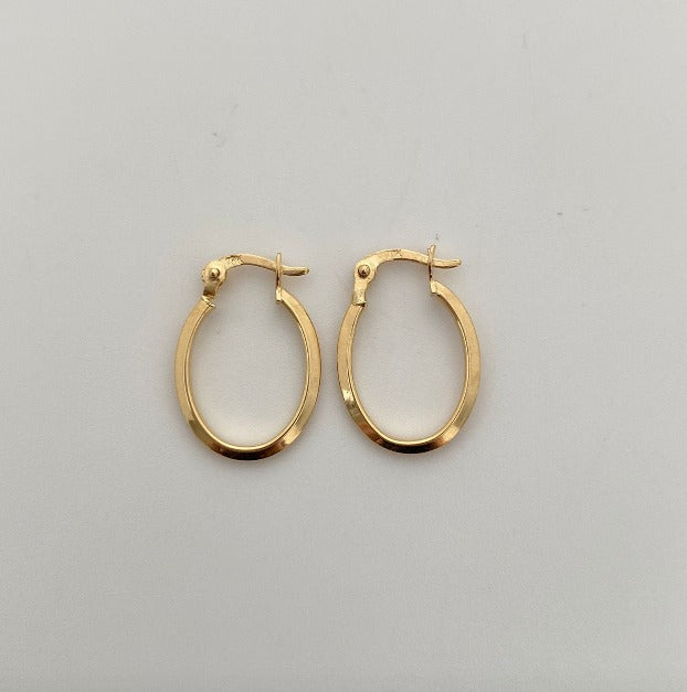 Candonga Ovalada Oro amarillo 18k 0,8 Gr / 2 Cm