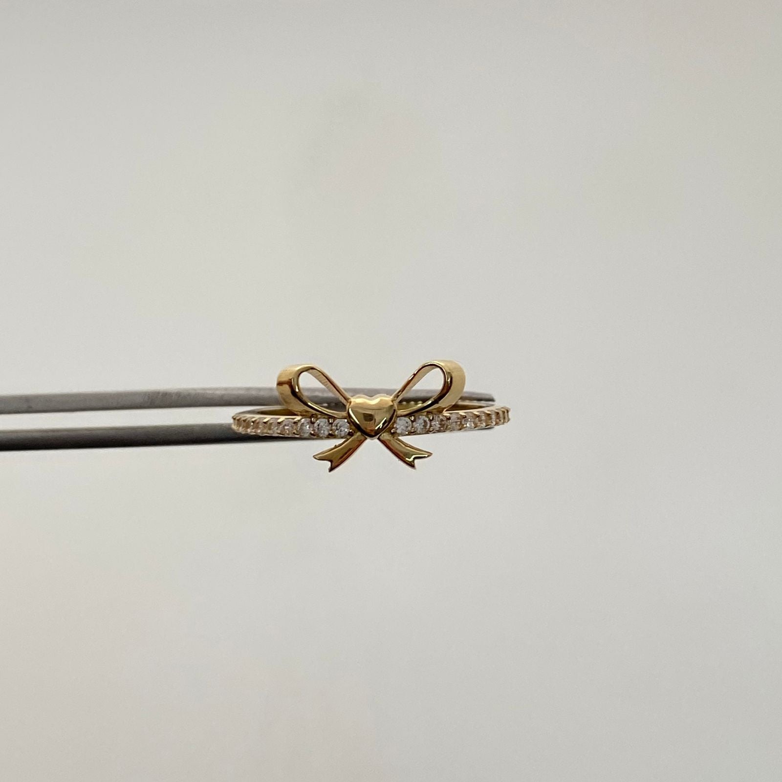 Anillo It moño circones blancos Oro amarillo 18k / Talla 7 / +3 / 1,85 Gr