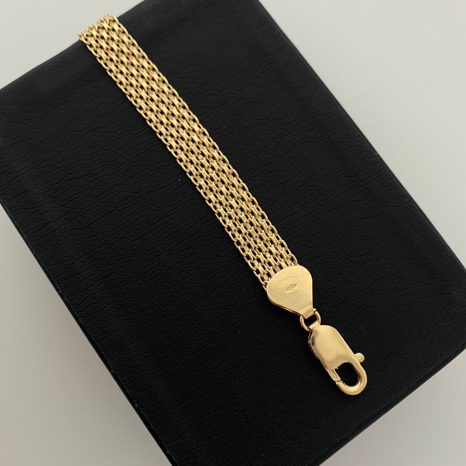 Pulso It chino tres carriles Oro amarillo 18k +1 / 13,45 Gr / 8,8 mm / 20 Cm