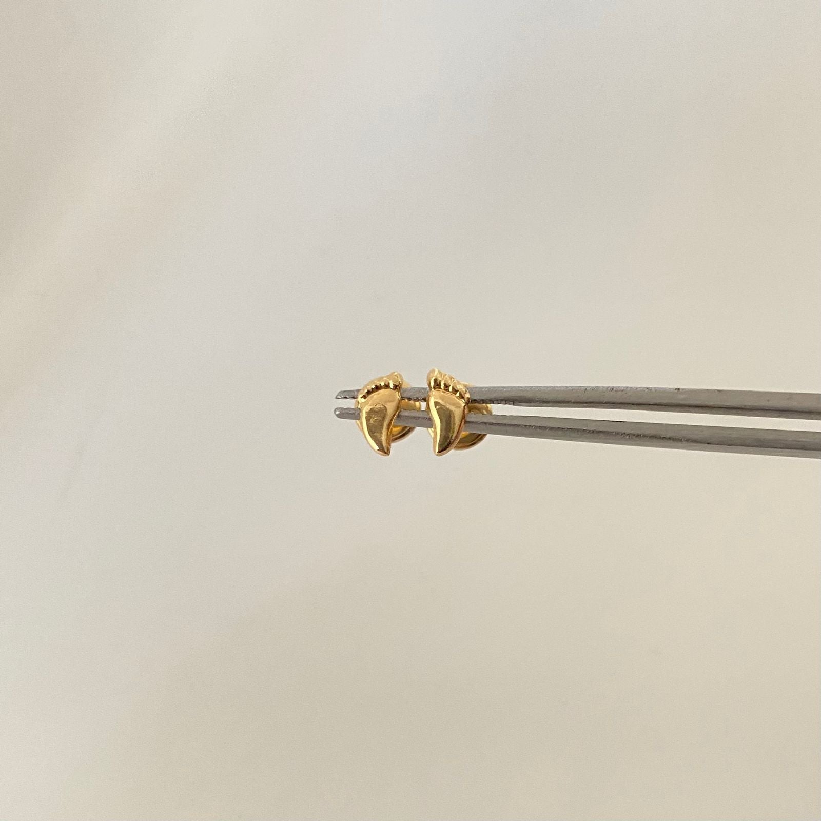 Topos huella pie Oro amarillo 18k 0,5 Gr / 3,3 mm