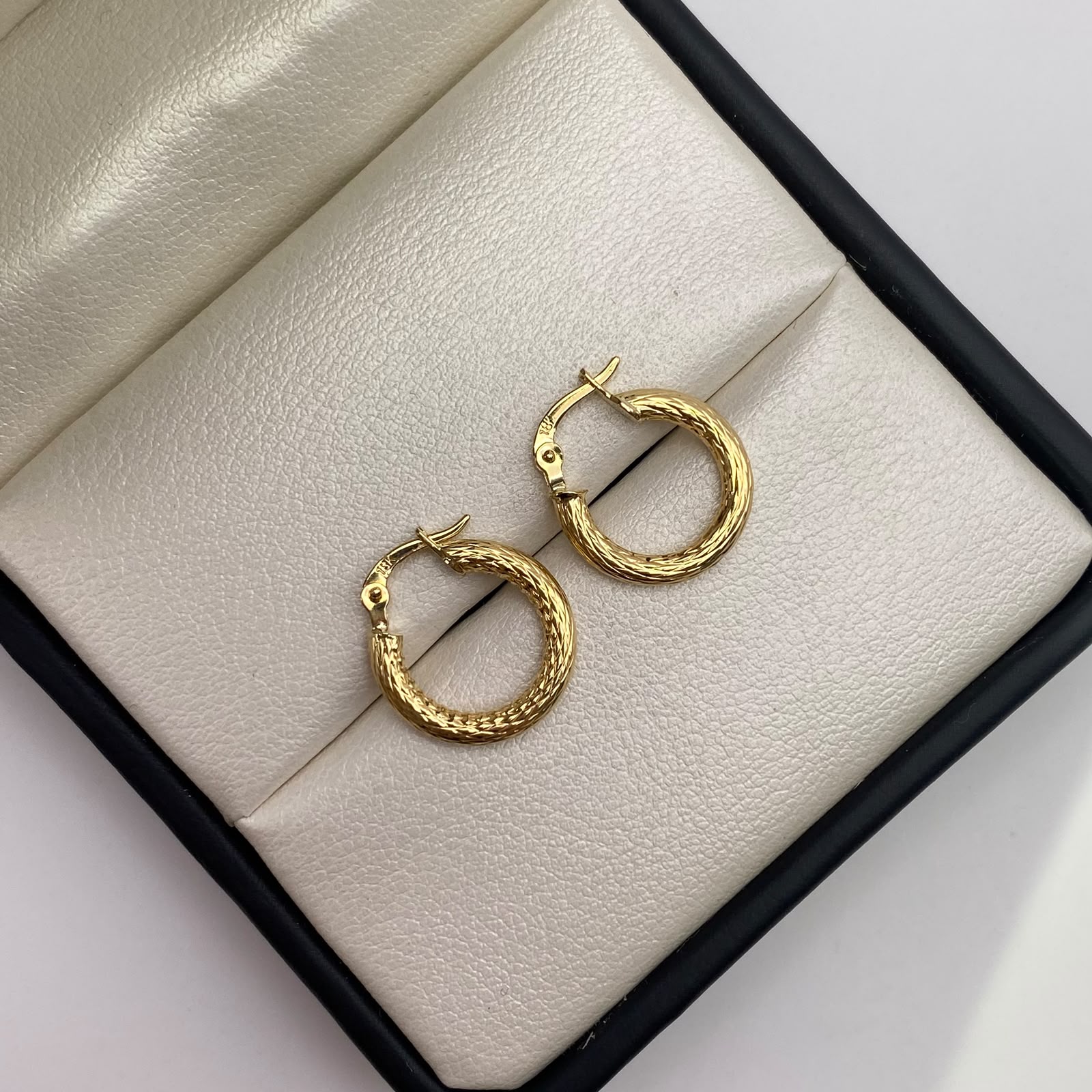 Candonga Serpiente Oro amarillo 18k 1,29 Gr / 1,6 Cm